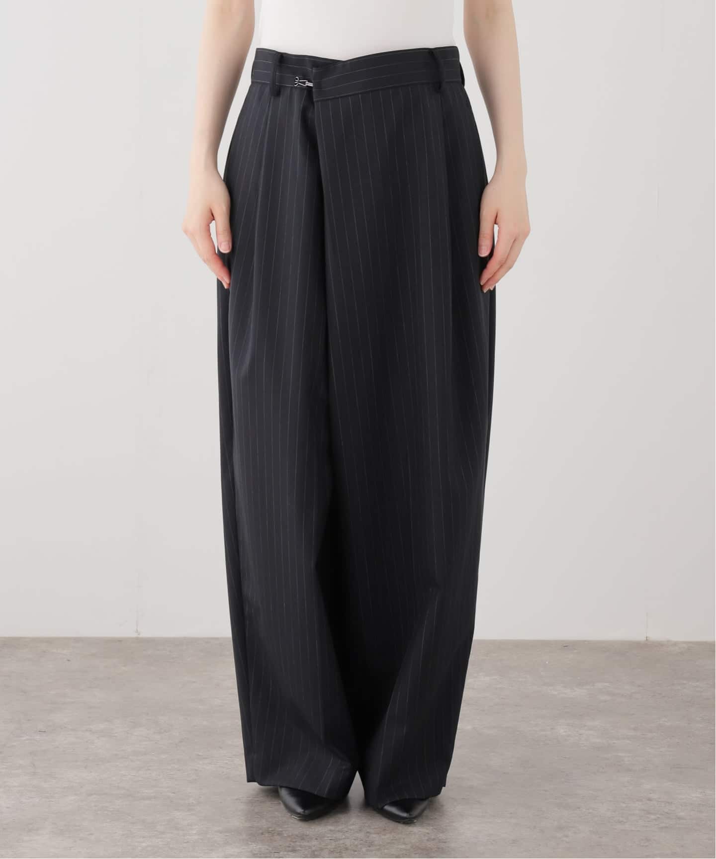 INSCRIRE/アンスクリア Wool Over Size Pants パンツ（スラックス