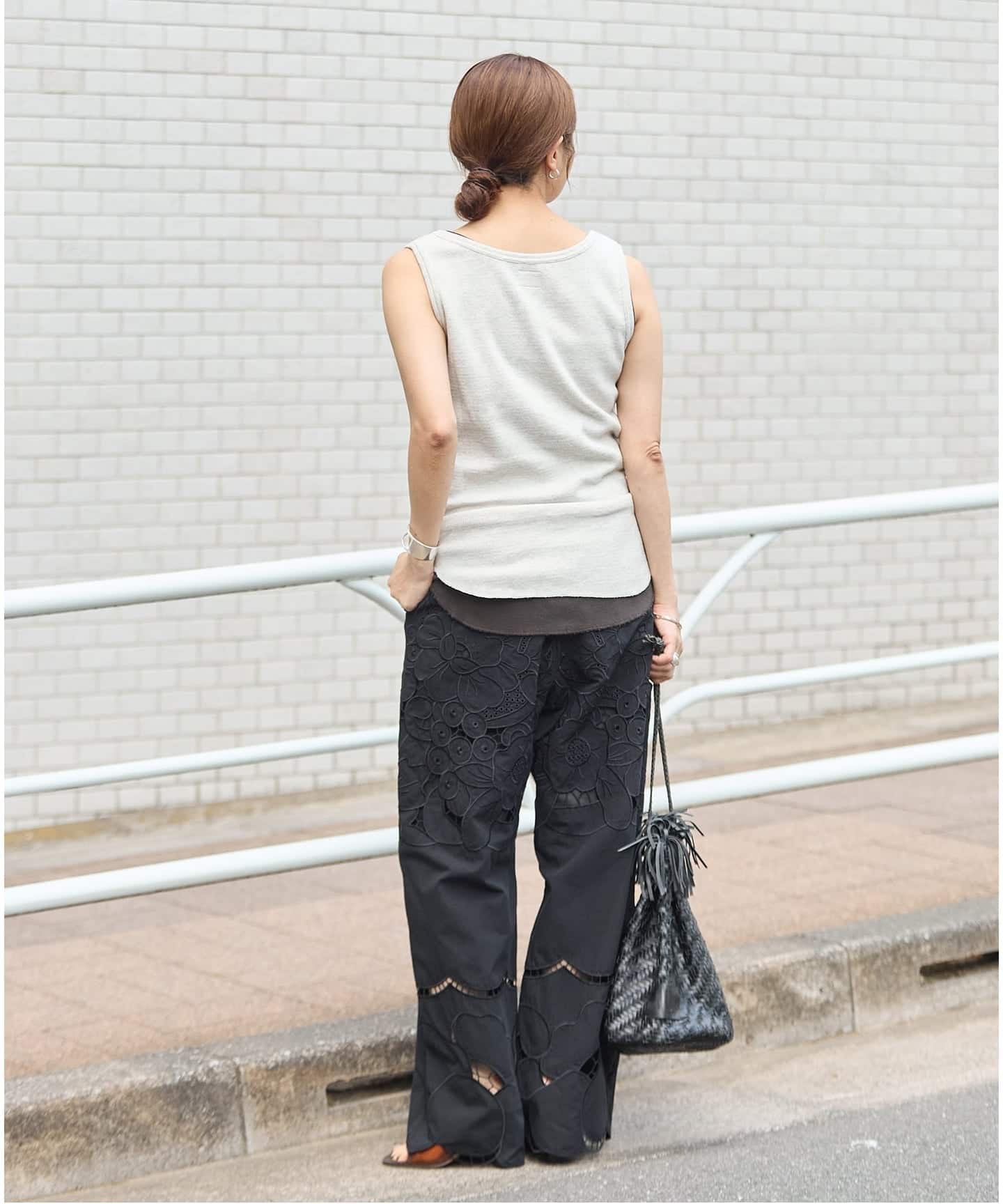 フラワーエンブロイダリースカラップ パンツ（その他パンツ）｜JOURNAL
