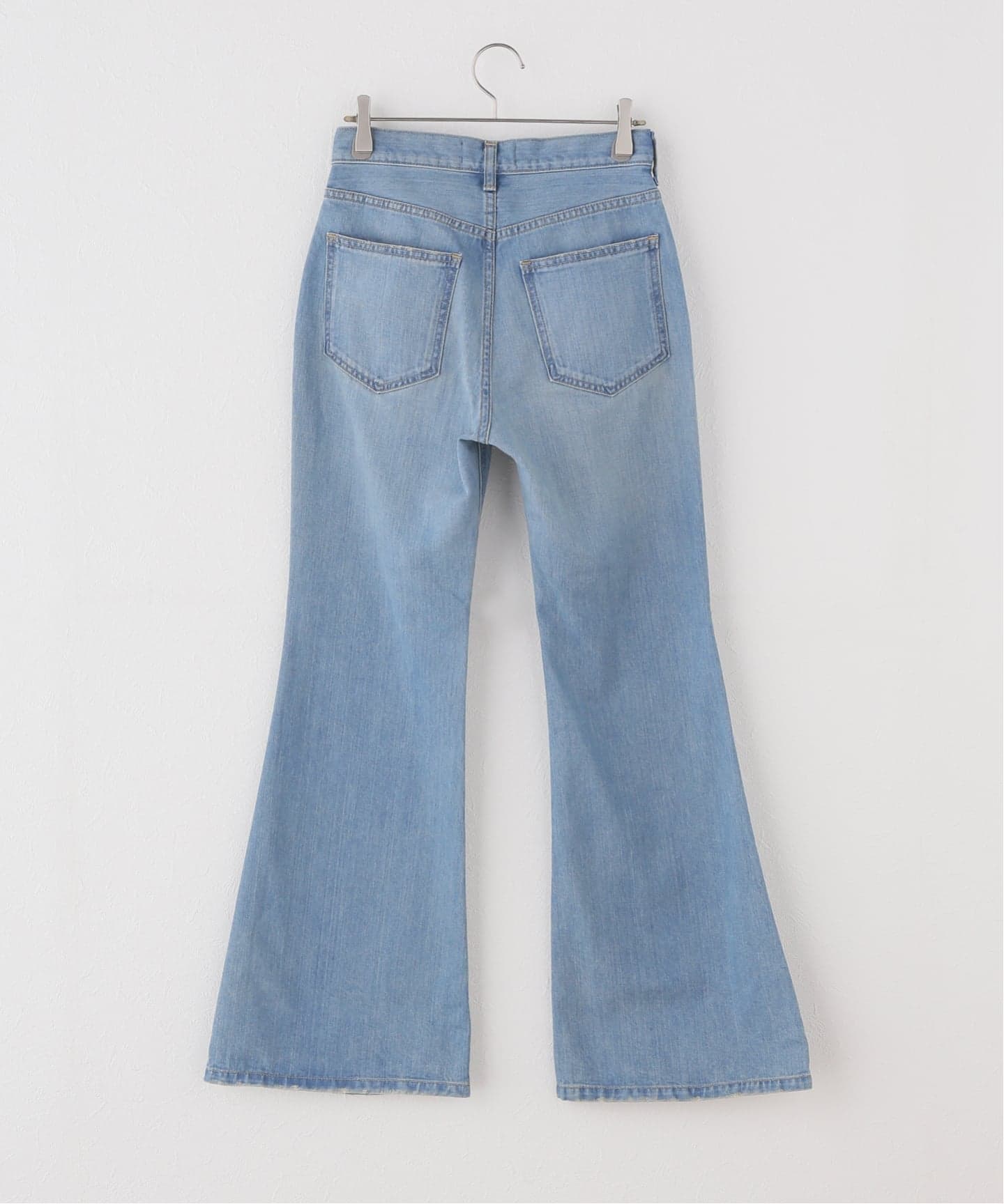 TU ES MON TRESOR レディースデニム　サイズ28 TU ES MON TRESOR/トゥ エ モン トレゾア】r The Garnet Jean（デニム
