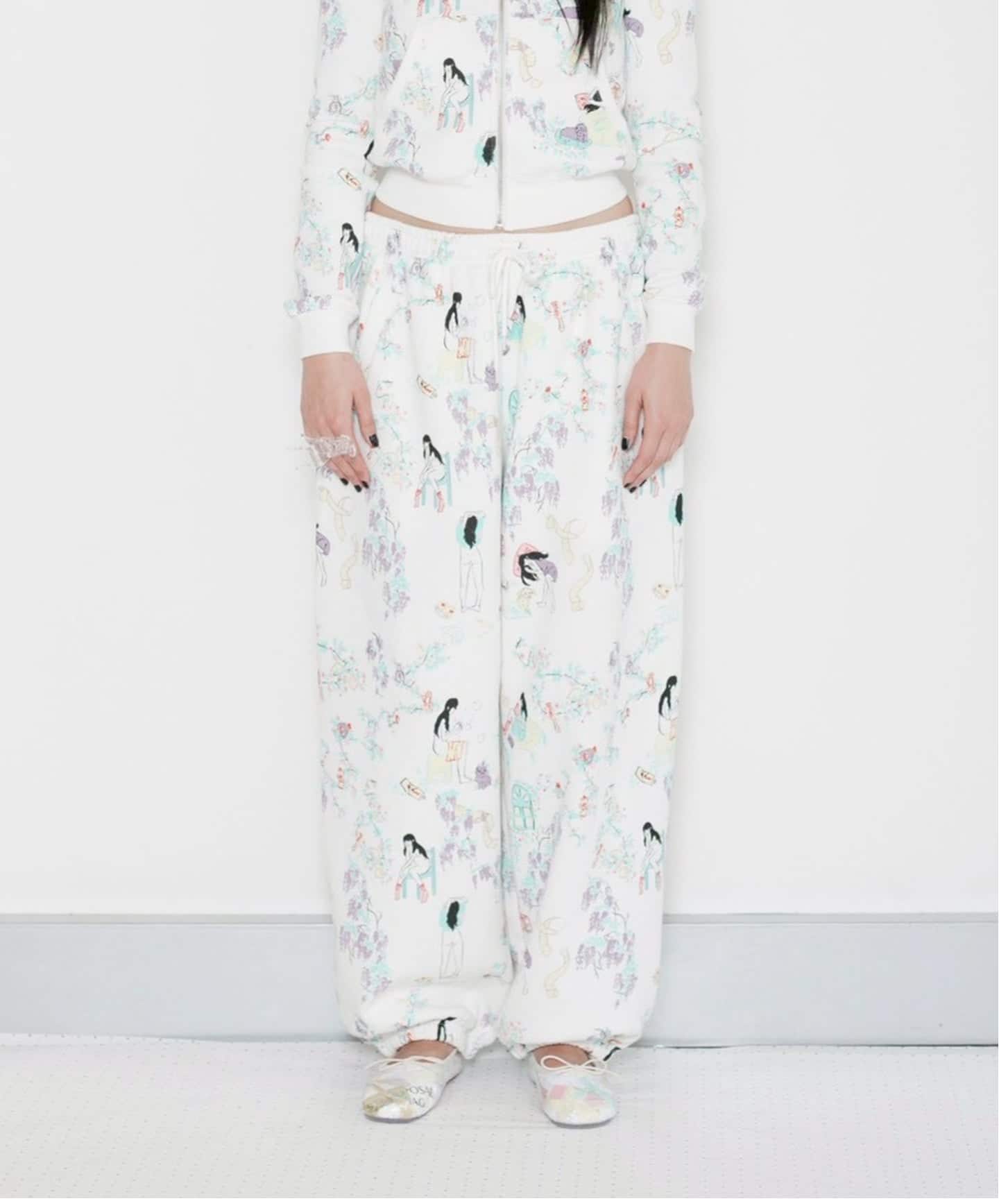 Ashley Williams】 JOGGERS（ホワイト）（スウェットパンツ）｜Oriens