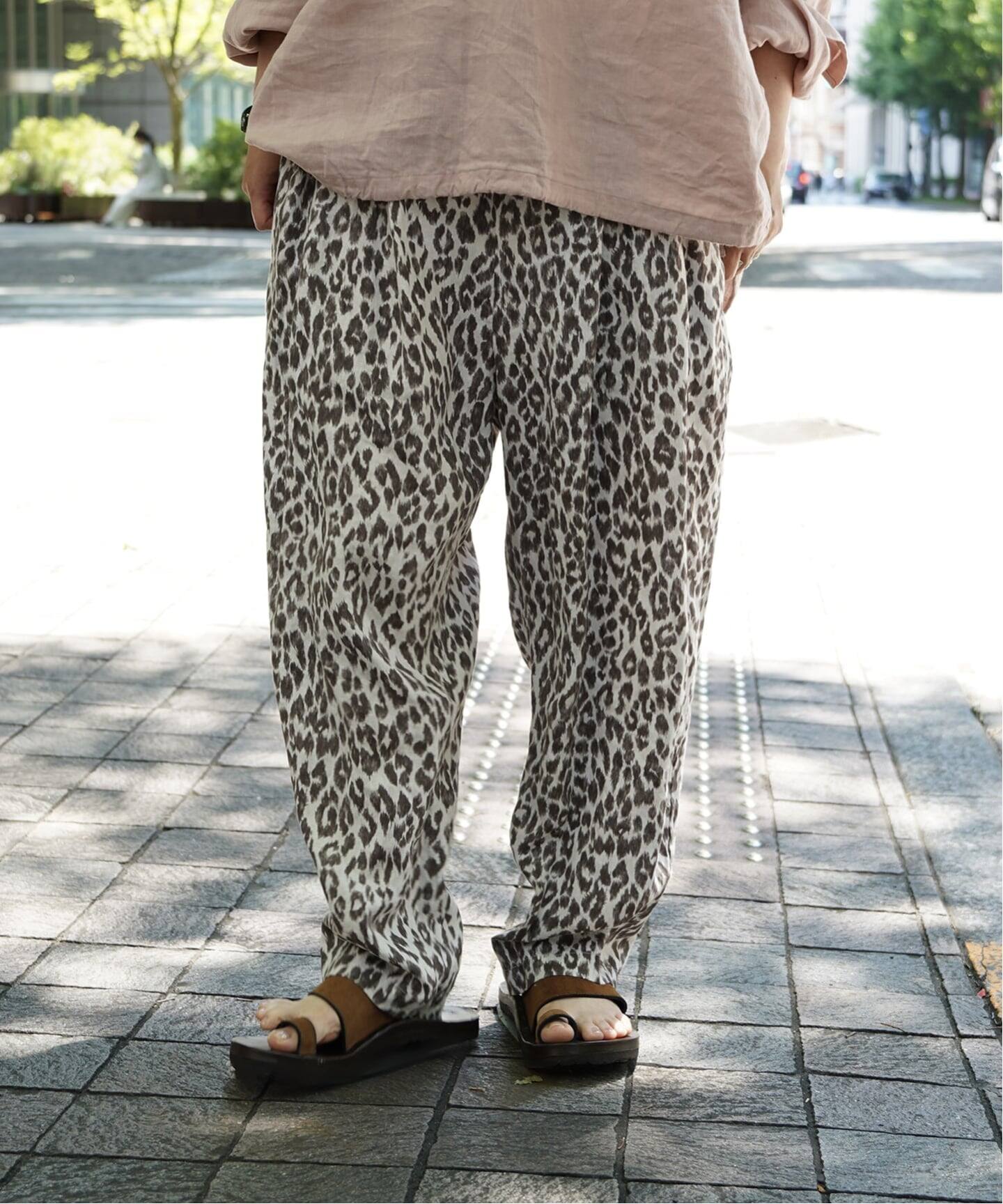 レオパリネン タックイージーパンツ（その他パンツ）｜journal