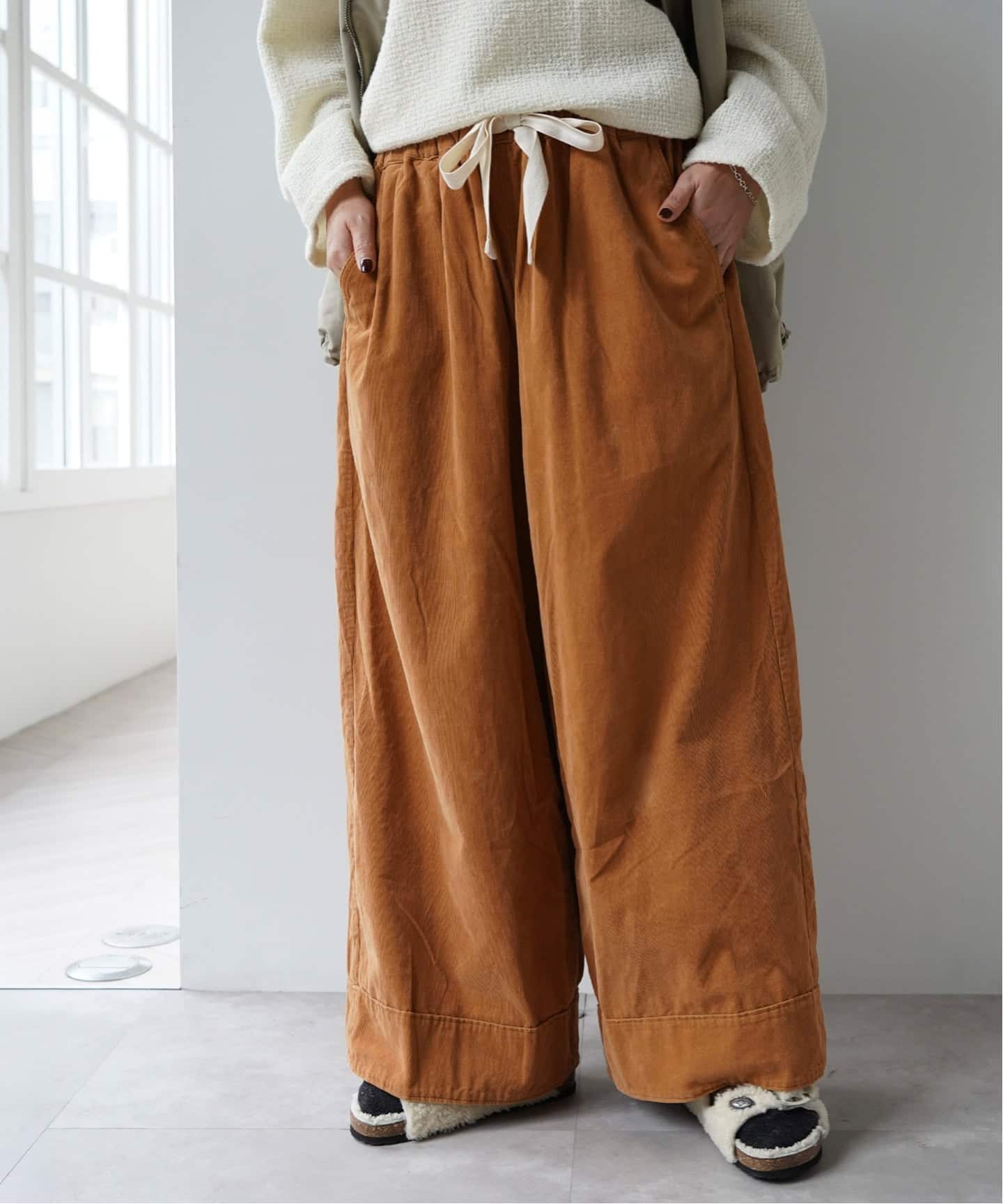 journal standard luxe｜ジャーナルスタンダード ラックスのパンツ