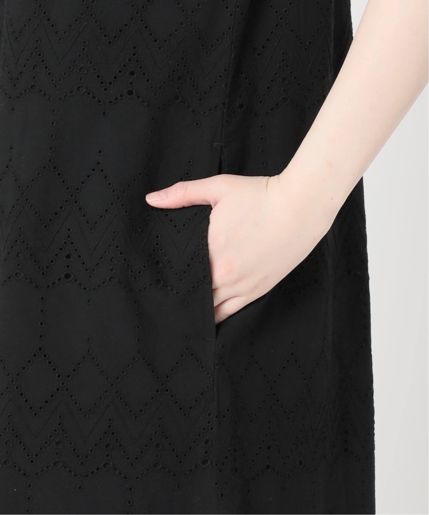 コットンカットワーク刺繍オールインワン（つなぎ／オールインワン