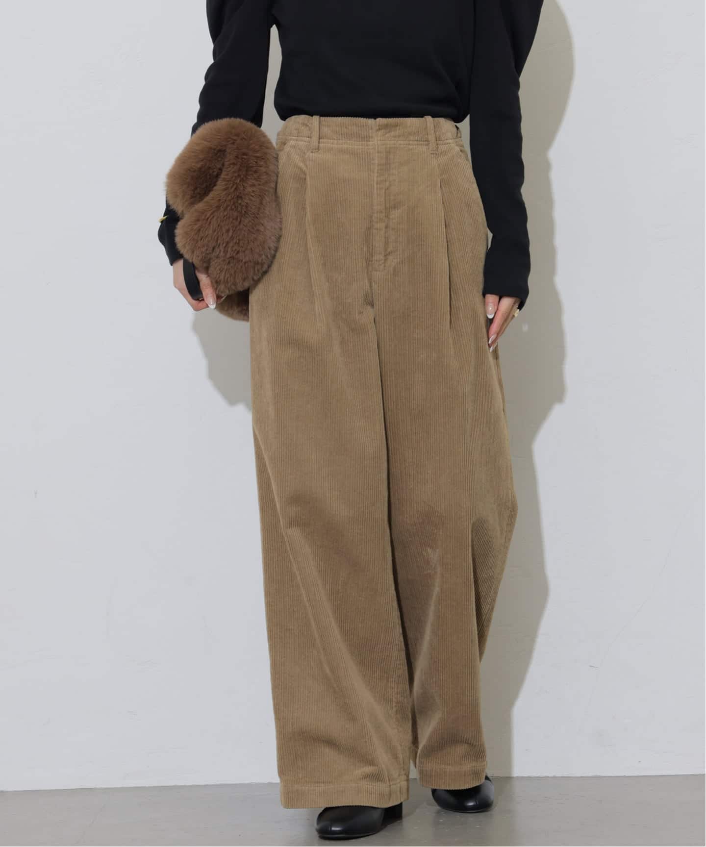 追加予約 / 新色》ウォッシャブルコーデュロイタックワイドパンツ