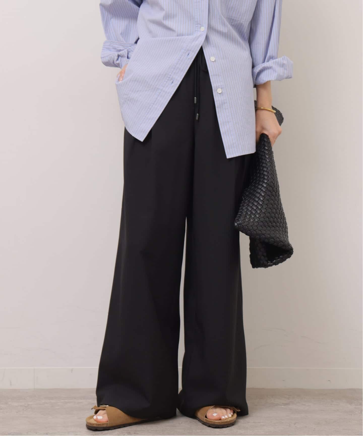 【完売品】RNA スパイラルシームタックパンツ R4149 ブラック Mサイズ インタックイージーパンツ（スラックス）｜JOURNAL STANDARD relume