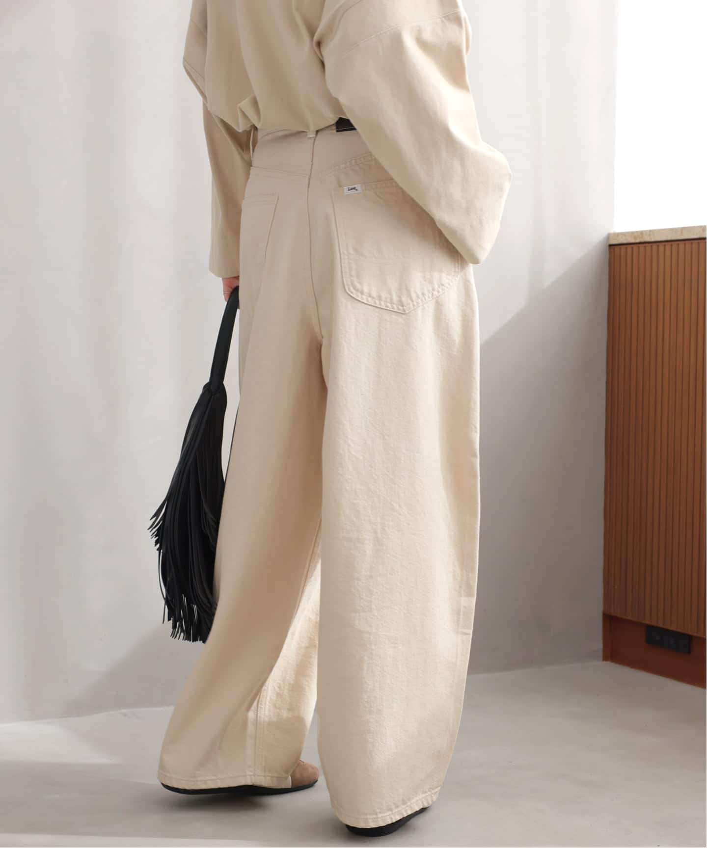 予約》［26SS新作］【Lee /リー】タックライダースパンツ（スラックス