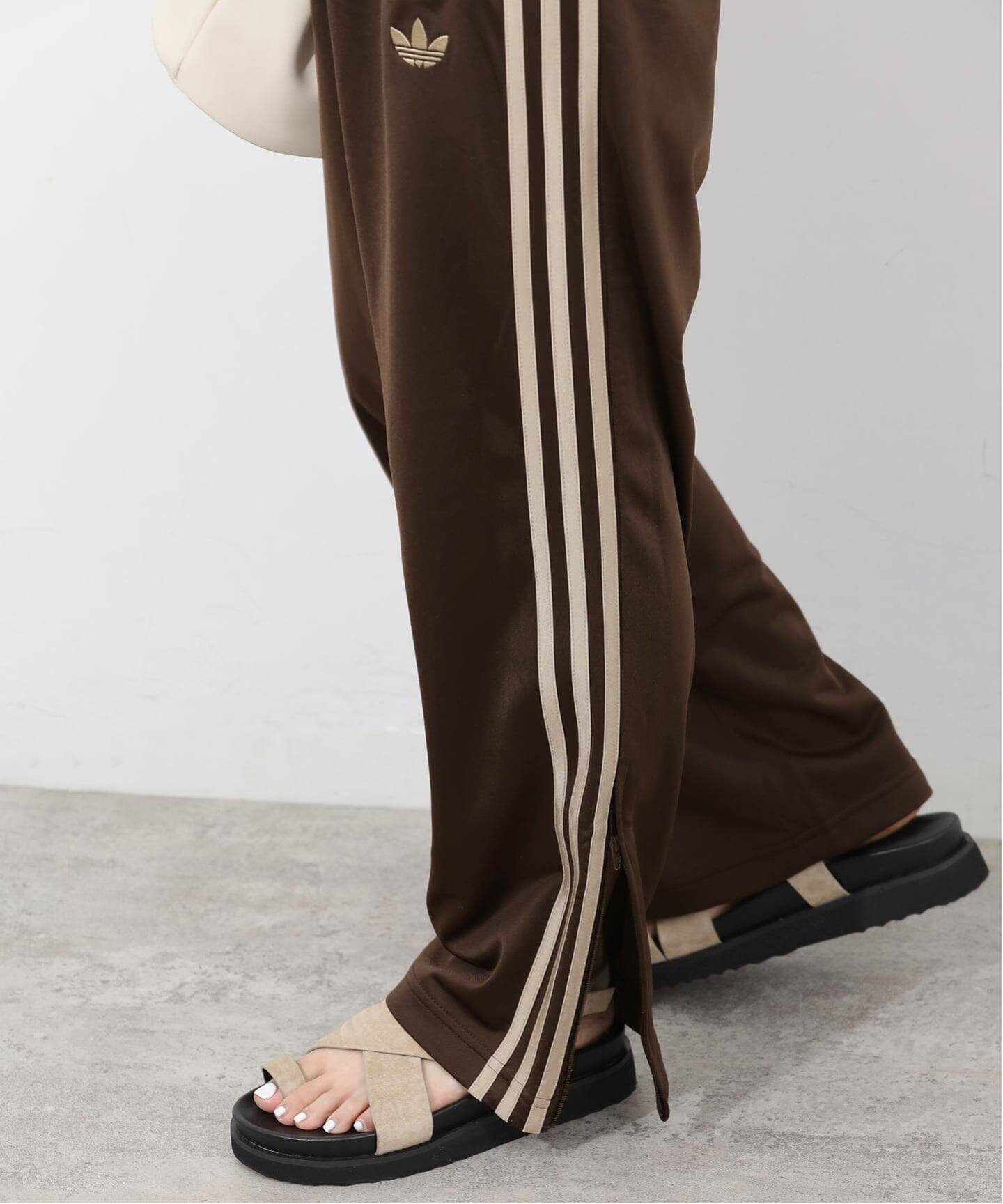 WEB/一部店舗限定》【adidas originals】FIREBIRD TP：トラックパンツ