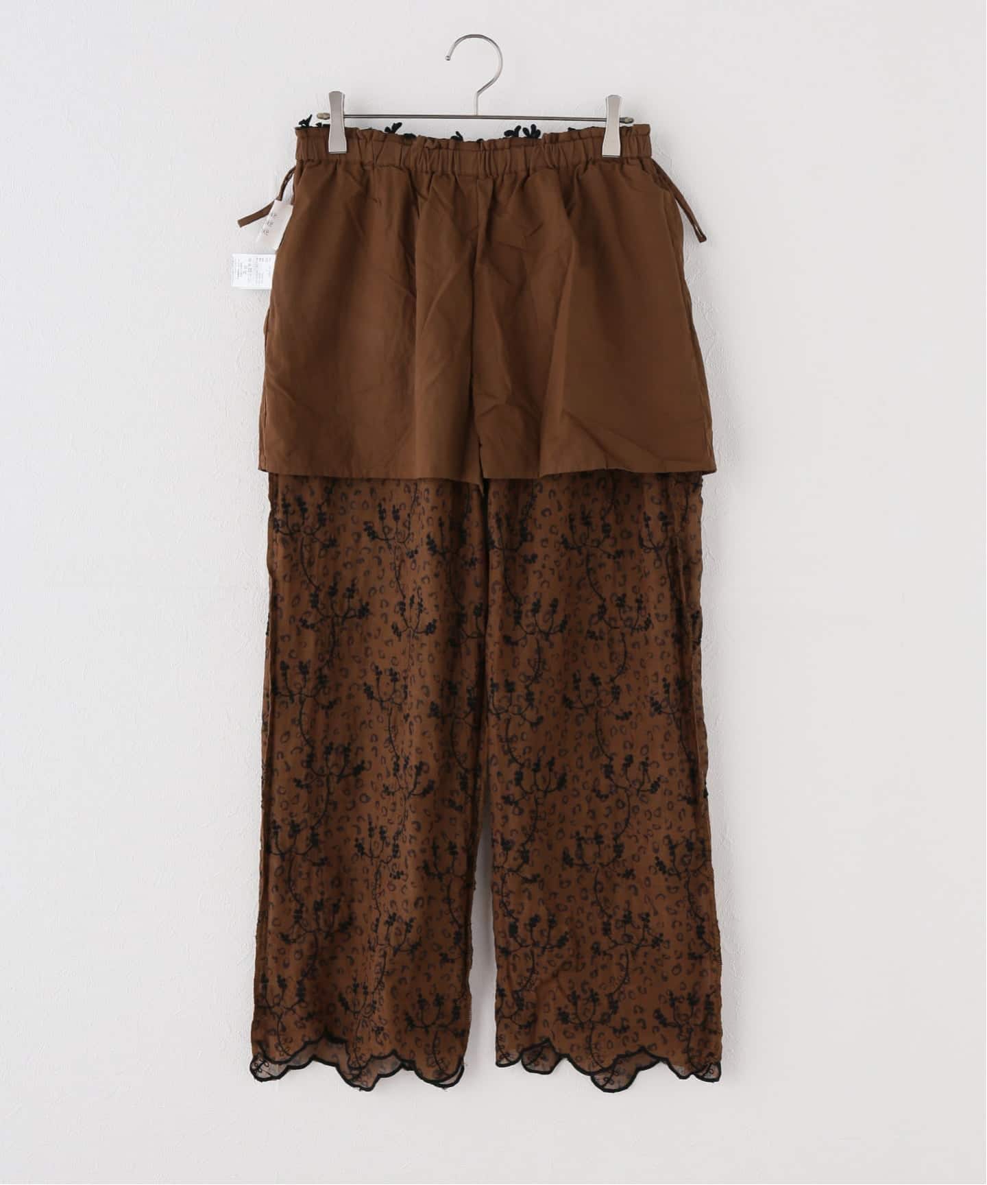 crinkle crinkle crinkle】3D embroidery leopard easy pt：パンツ