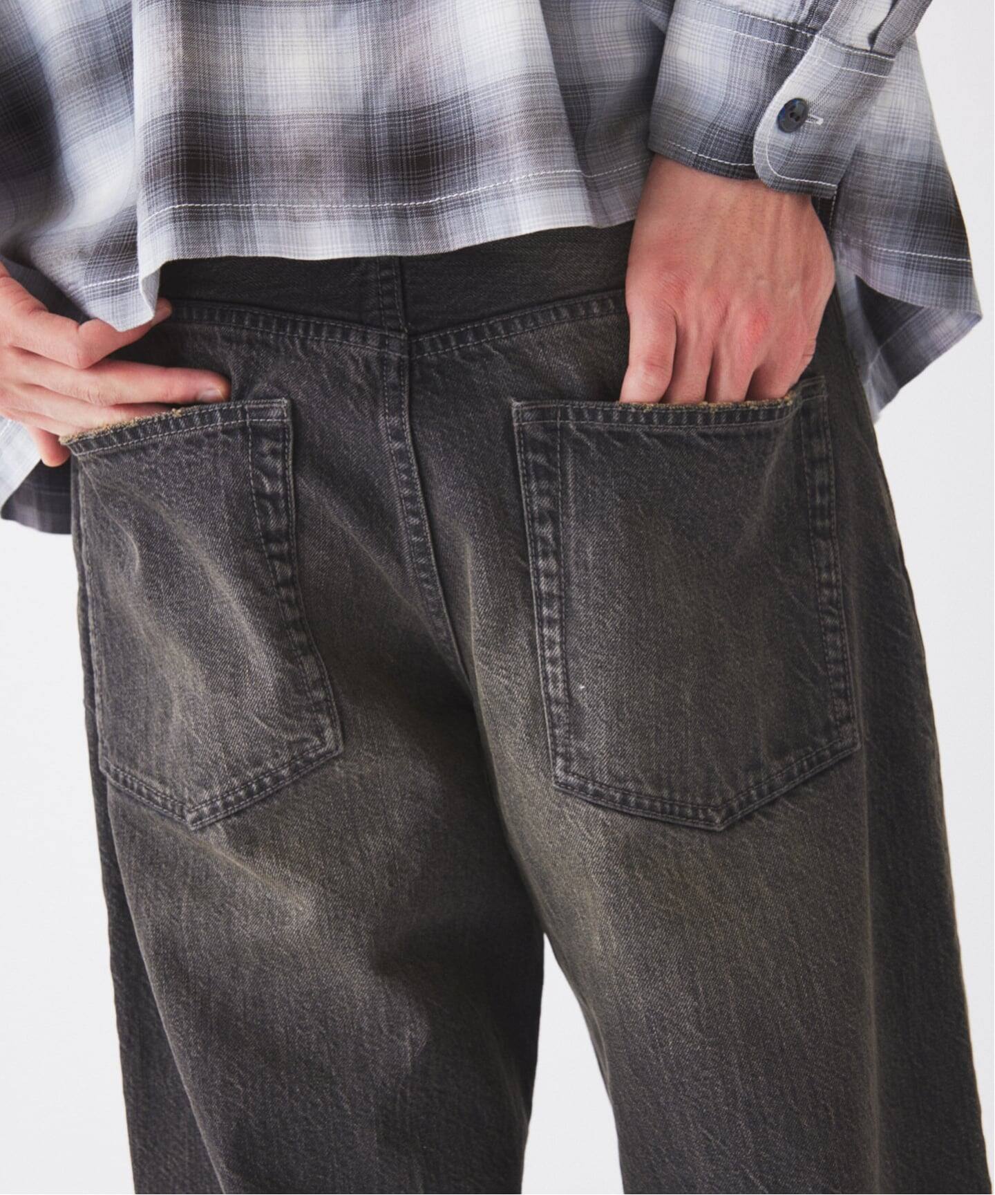 数分限定値下げスモーキーデニム 11oz ワイドパンツ　サイズM　ブラック スモーキーデニム 11oz ワイドパンツ（デニムパンツ・ジーンズ
