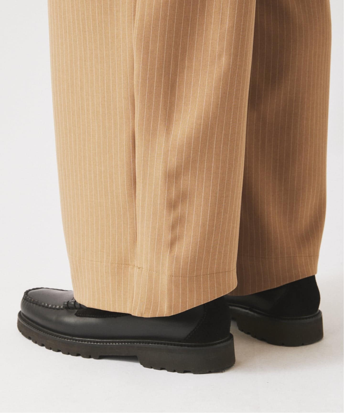 ヒールカット ルーズ ライトスラックス（スラックス）｜JOURNAL