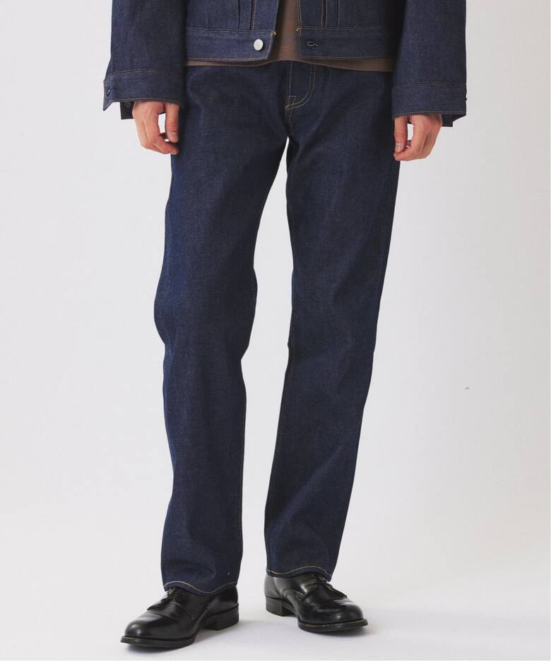予約》【L30】LEVI