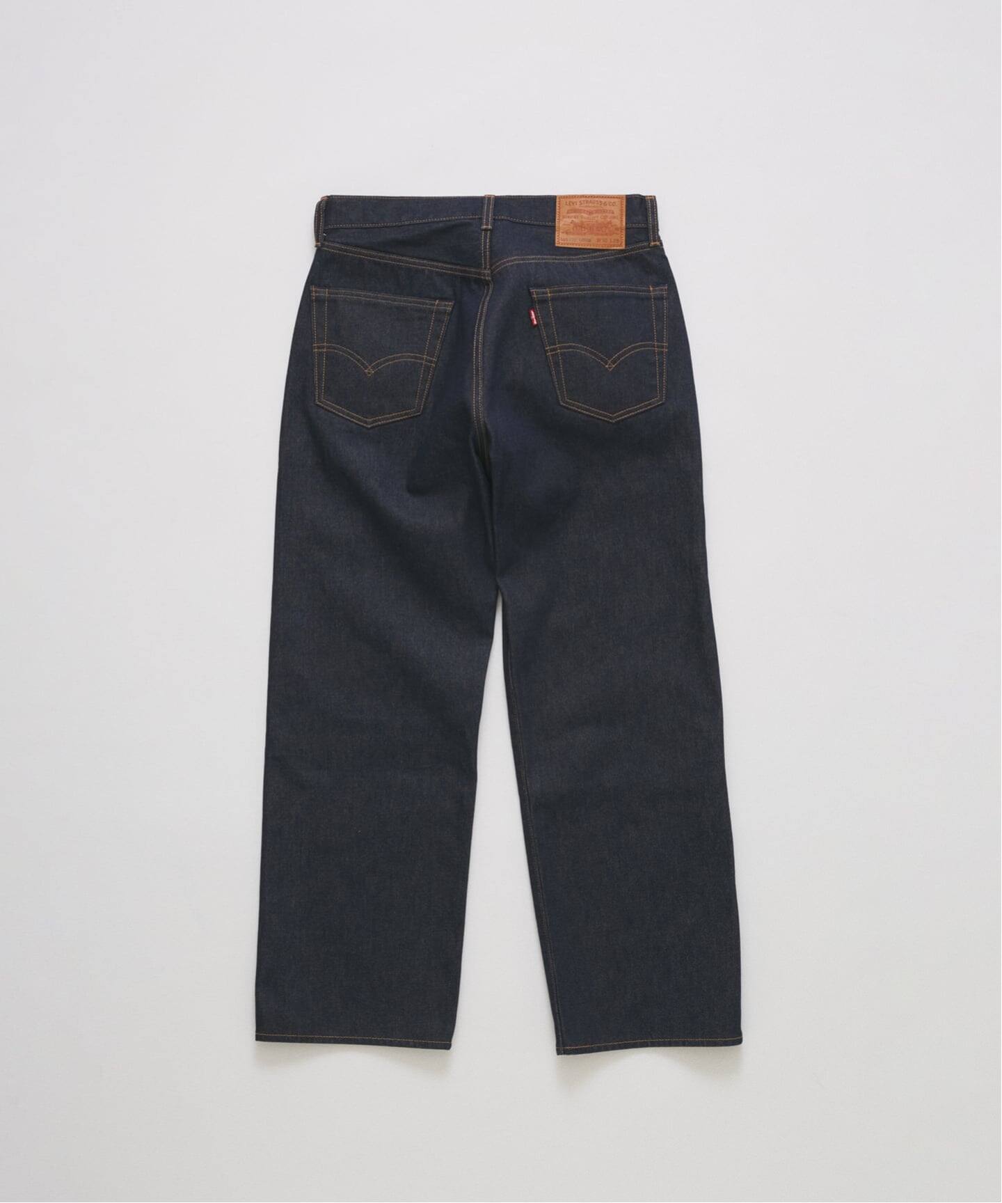 予約》【L28】Levi