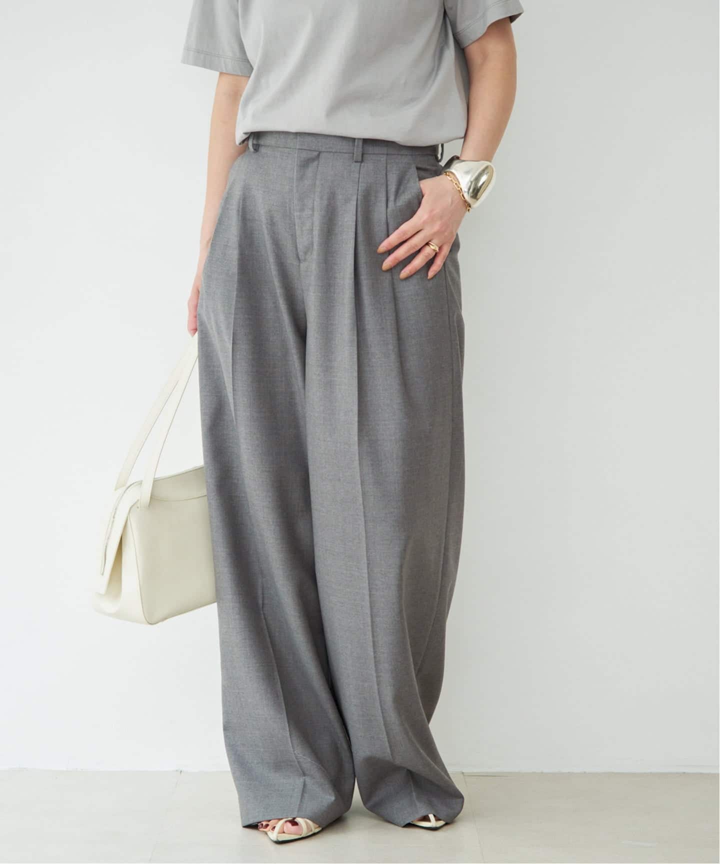 Tapered タックパンツ（スラックス）｜Deuxieme Classe