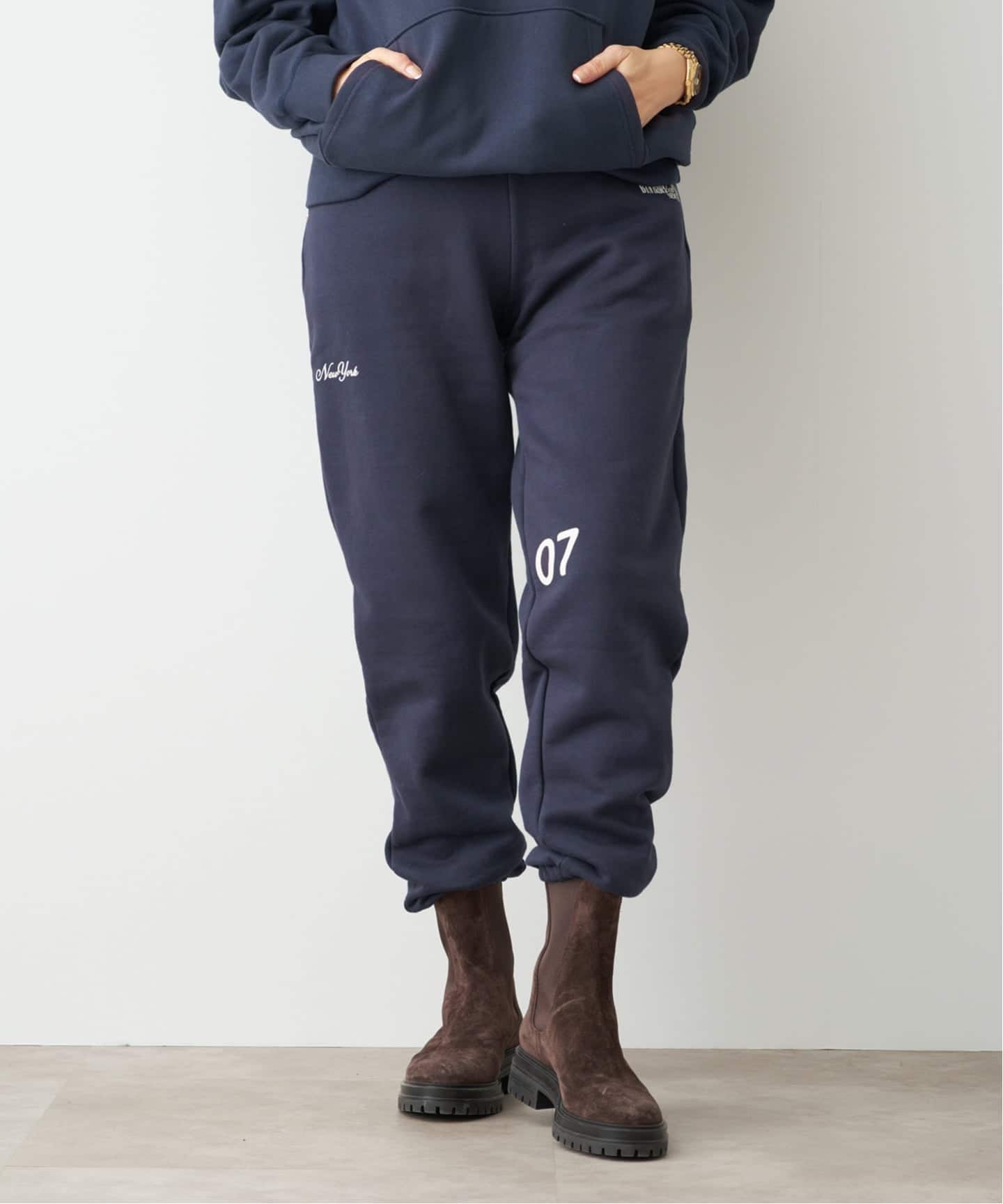 新品 ドゥーズィエムクラス ロゴスウェット ネイビー  ロゴスエット スウェット Deuxieme Classe（ドゥーズィエムクラス） スウェットパンツ ジャージ