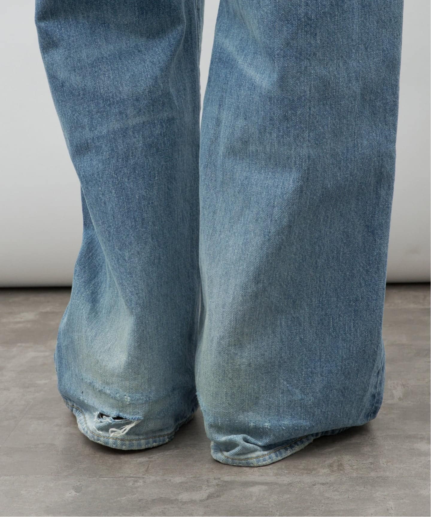 DENIMIST/デニミスト】TERI WIDE LEG JEAN (29.5)（デニムパンツ