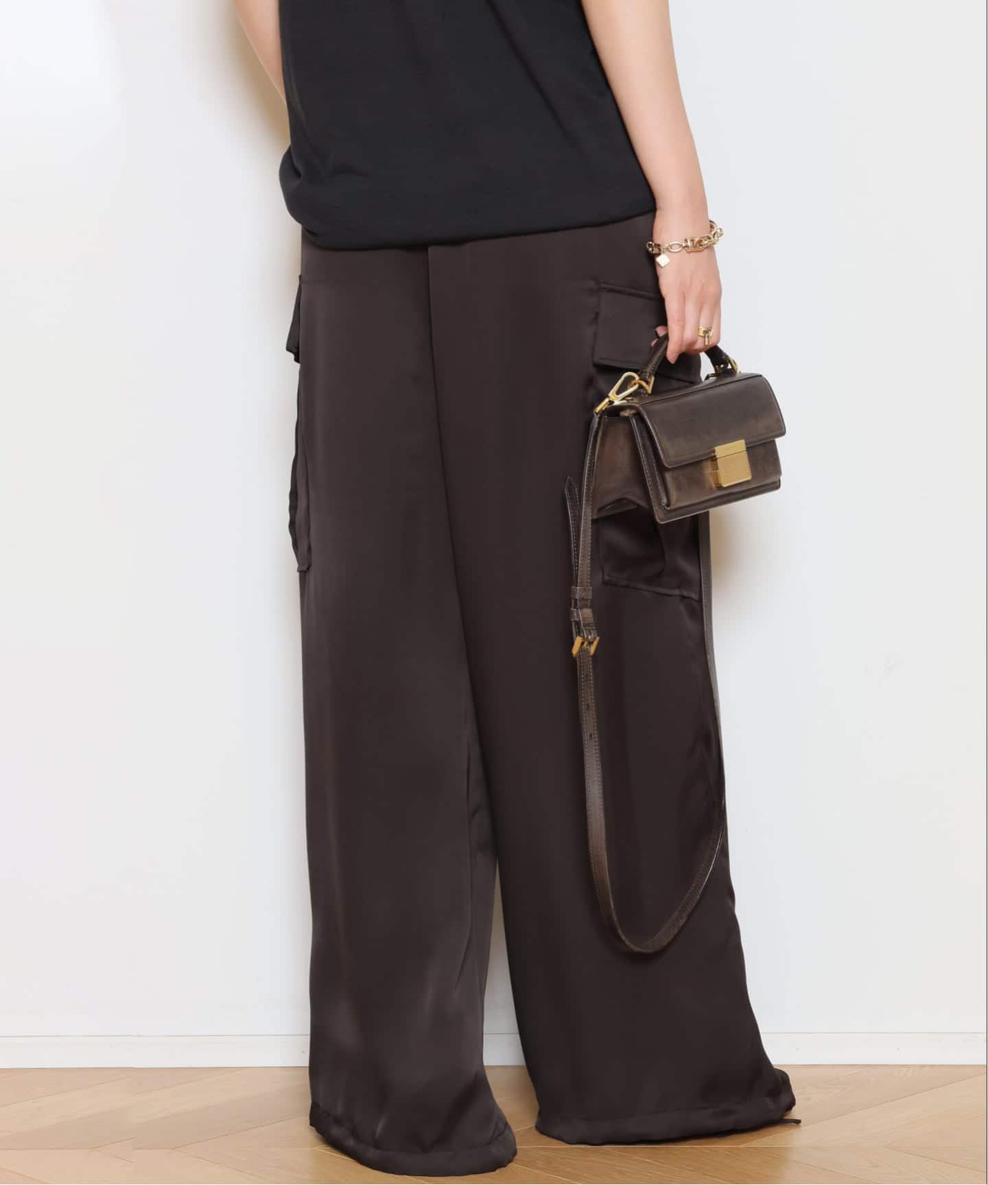 着用1回✨完売品 DeuxiemeClasse別注 コルピエロ リネンパンツ36 Col Pierrot/コル ピエロ】Satin cargo パンツ（カーゴパンツ）｜MUSE