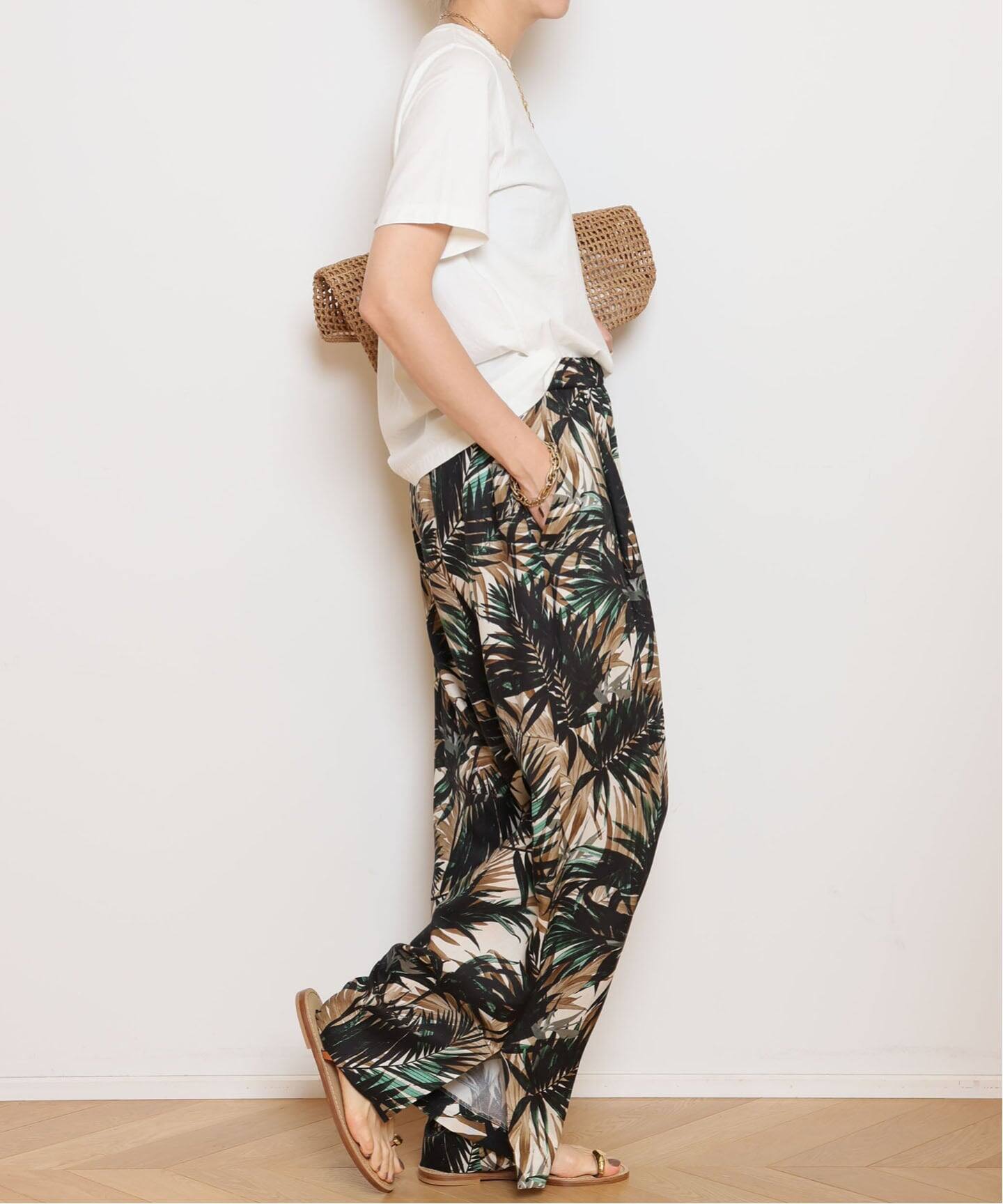 Botanical Slit Wide パンツ（その他パンツ）｜MUSE de Deuxieme
