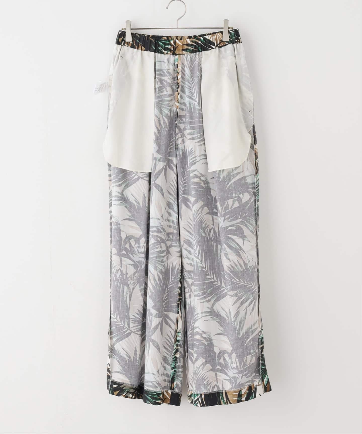 Botanical Slit Wide パンツ（その他パンツ）｜MUSE de Deuxieme
