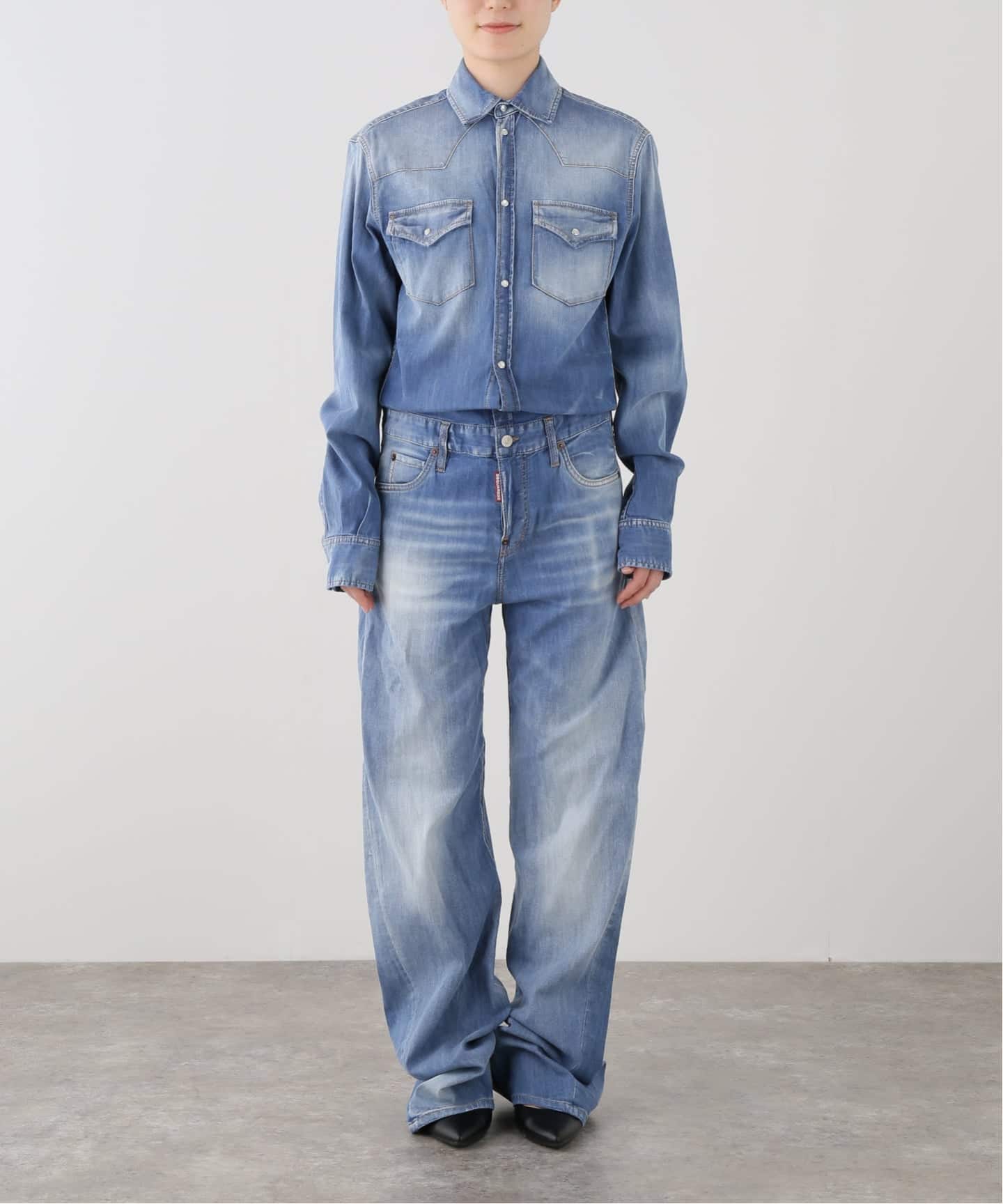 DSQUARED2/ディースクエアード】LIGHTWASH DENIM JUMPSUIT（つなぎ