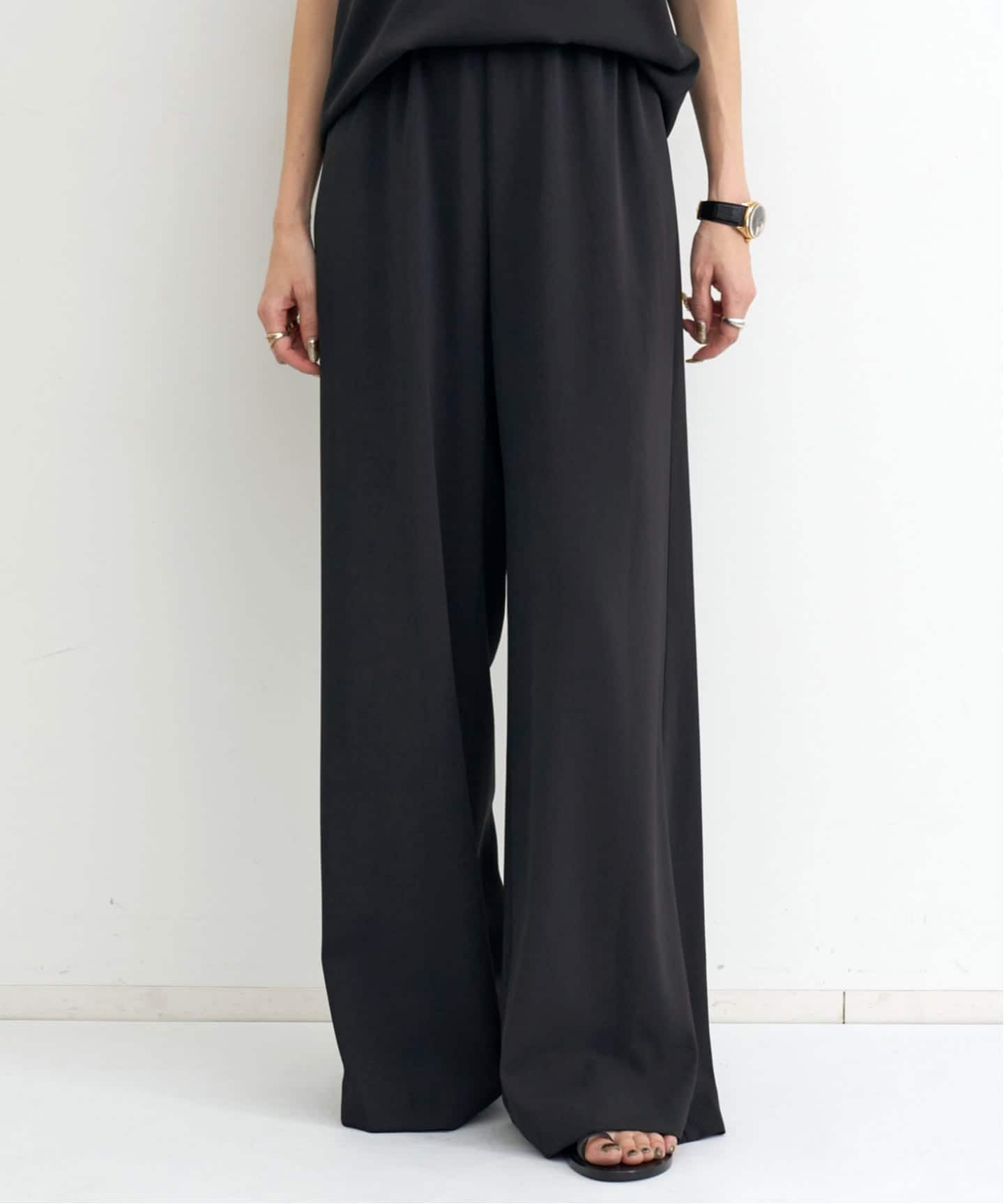 t*o様 美品 24ss アパルトモン L'Appartement Relax Relax Pants（その他パンツ）｜L'Appartement（アパルトモン）の通販