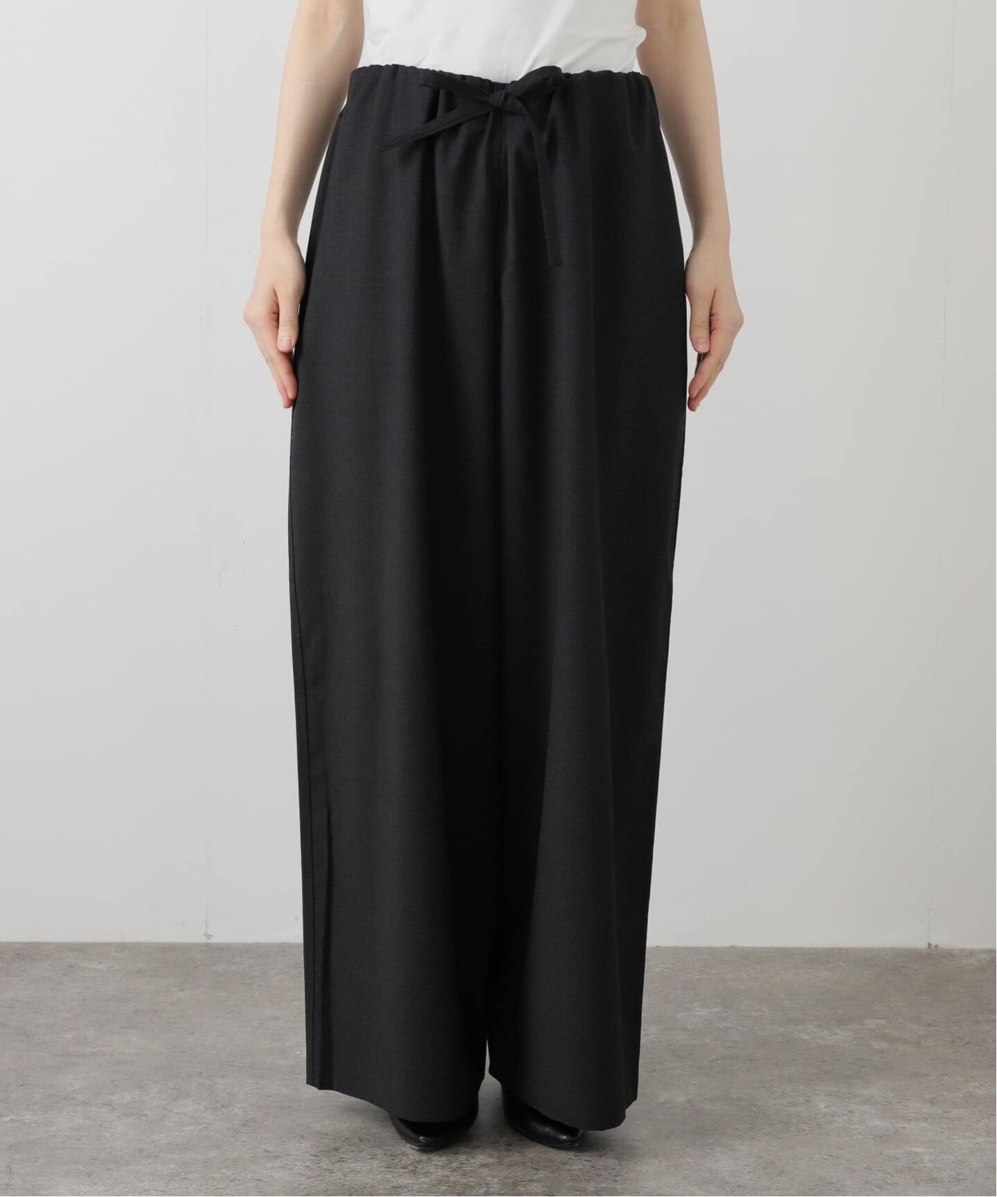 TOTEME/トーテム】 DRAWSTRING DINNER TROUSERS（その他パンツ）｜L