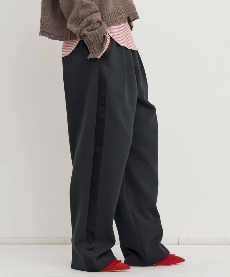Col Pierrot/コル ピエロ】 SIDE SATIN LINE PANTS（その他パンツ）｜L  