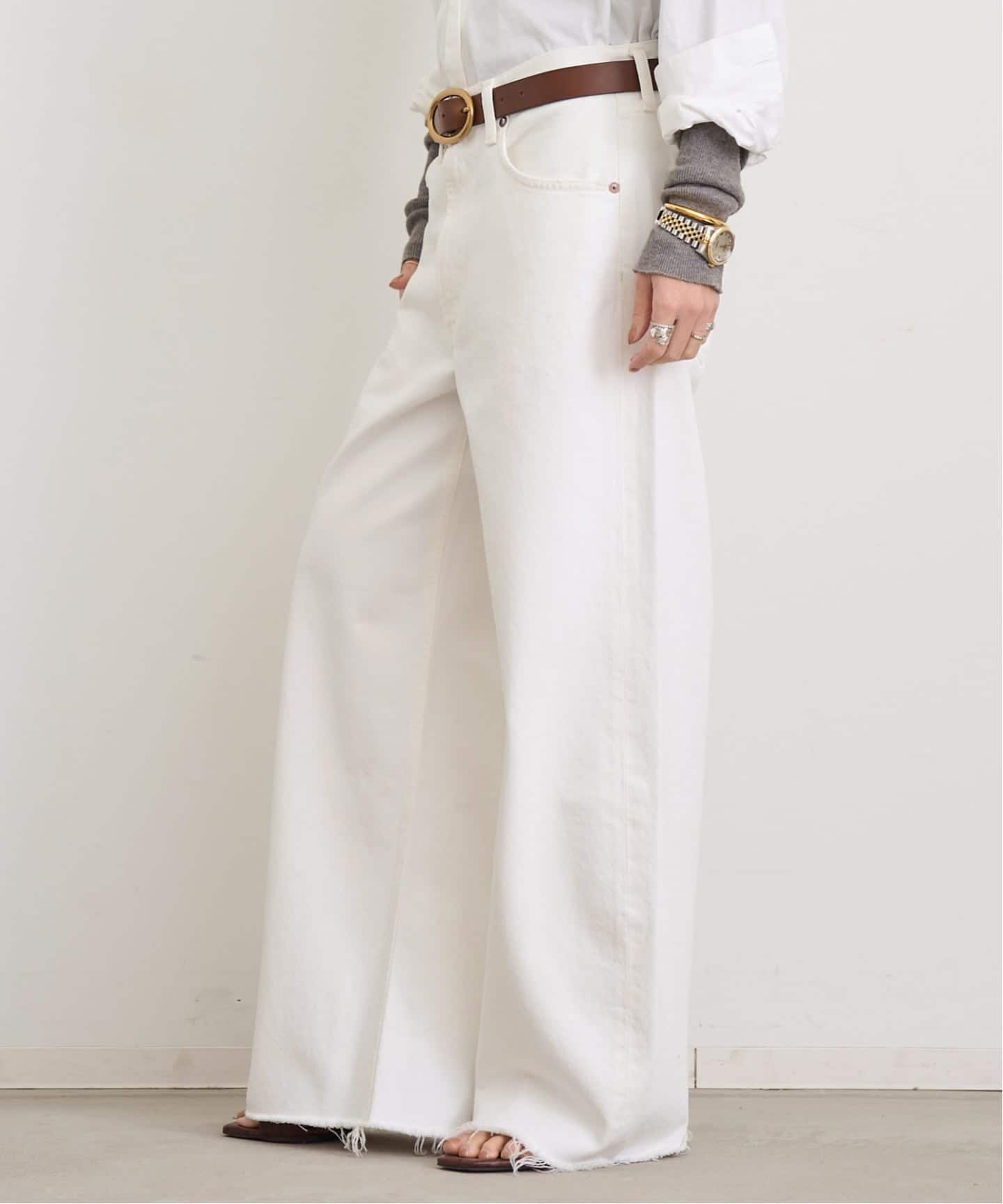 AGOLDE/エーゴールドイー】 LOW CORVE FRAY DENIM（デニムパンツ