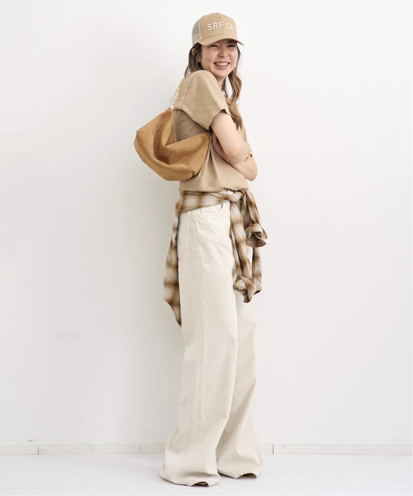 HAIKURE/ハイクル】 CLARA VELVET PANTS（その他パンツ）｜L