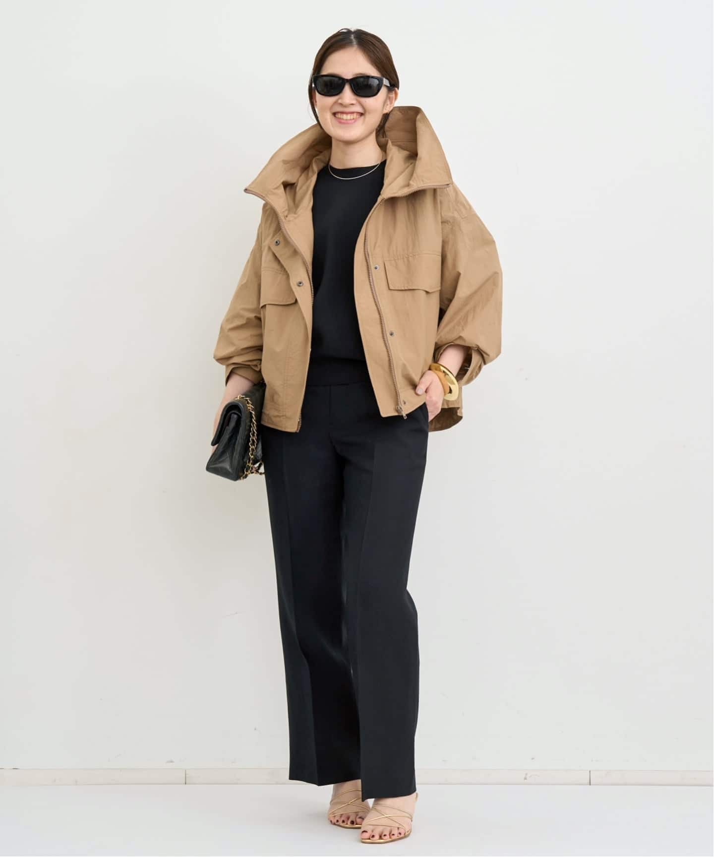 新品同様 23AW アパルトモン Reggiani Lowrise Pants LISIERE VASINO CROPPED PANTS（スラックス）｜L'Appartement