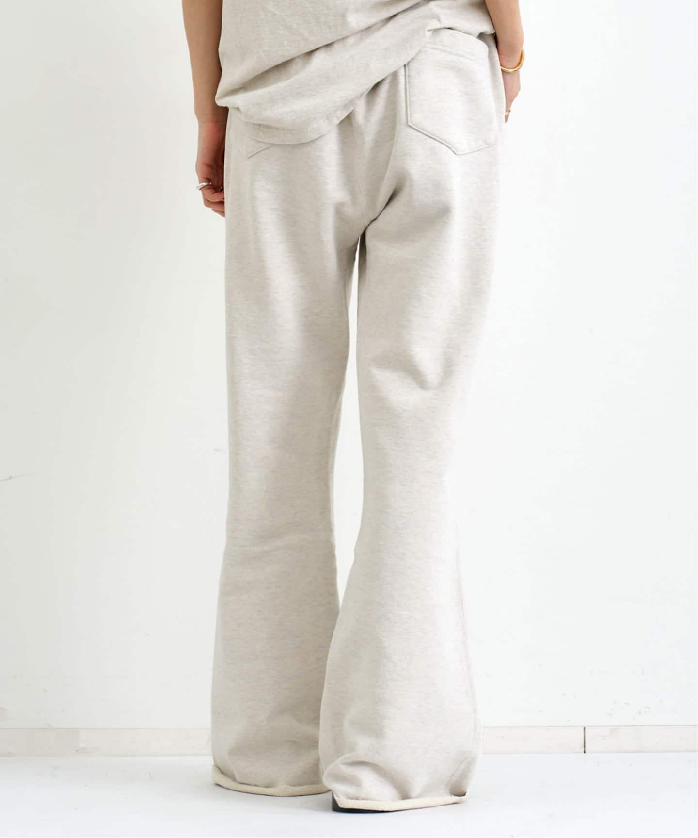 REMI RELIEF/レミ レリーフ】 SWEAT FLARE PANTS（スウェットパンツ