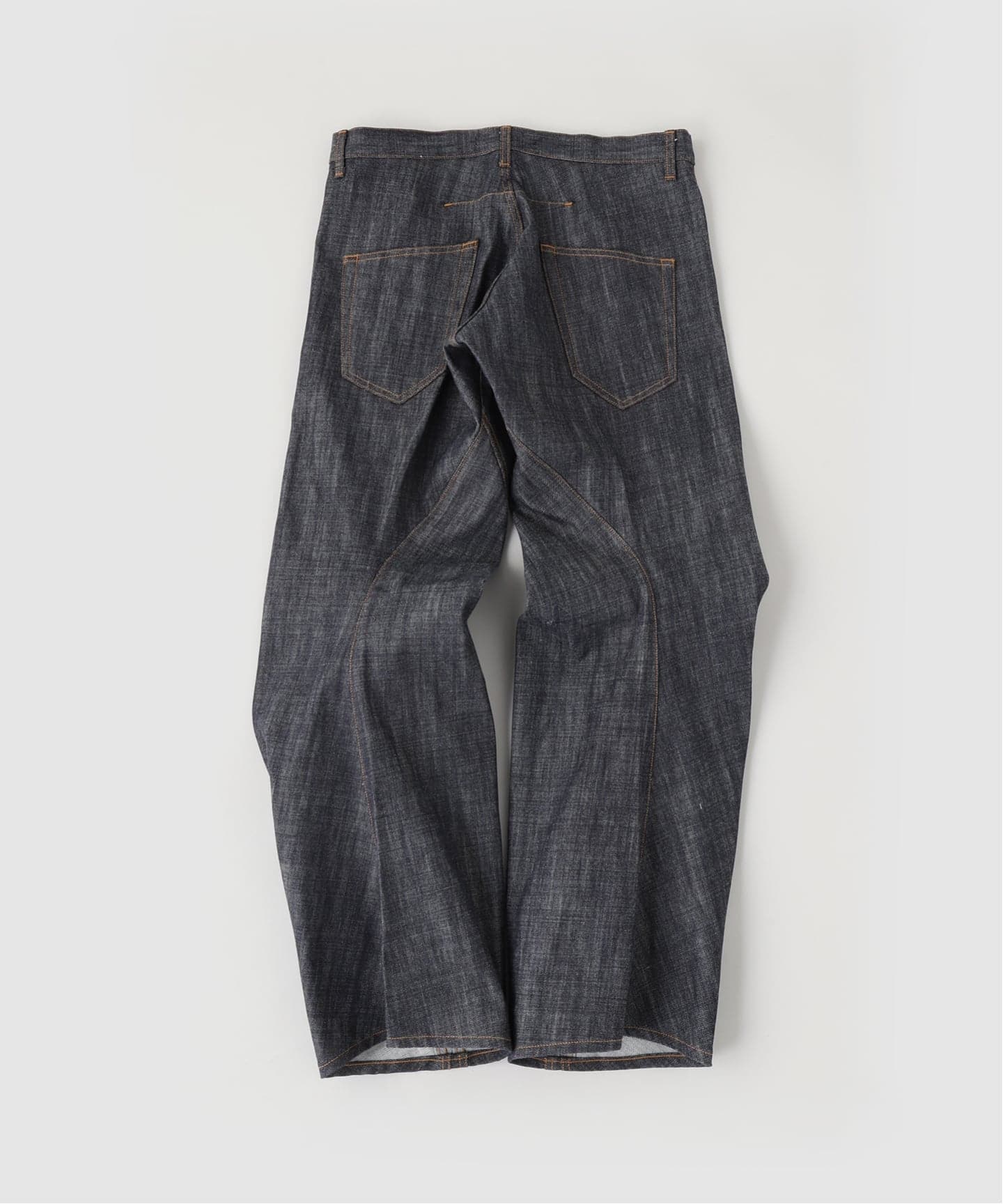NVRFRGT / ネヴァーフォーゲット 3D TWISTED JEANS 3.0（デニムパンツ