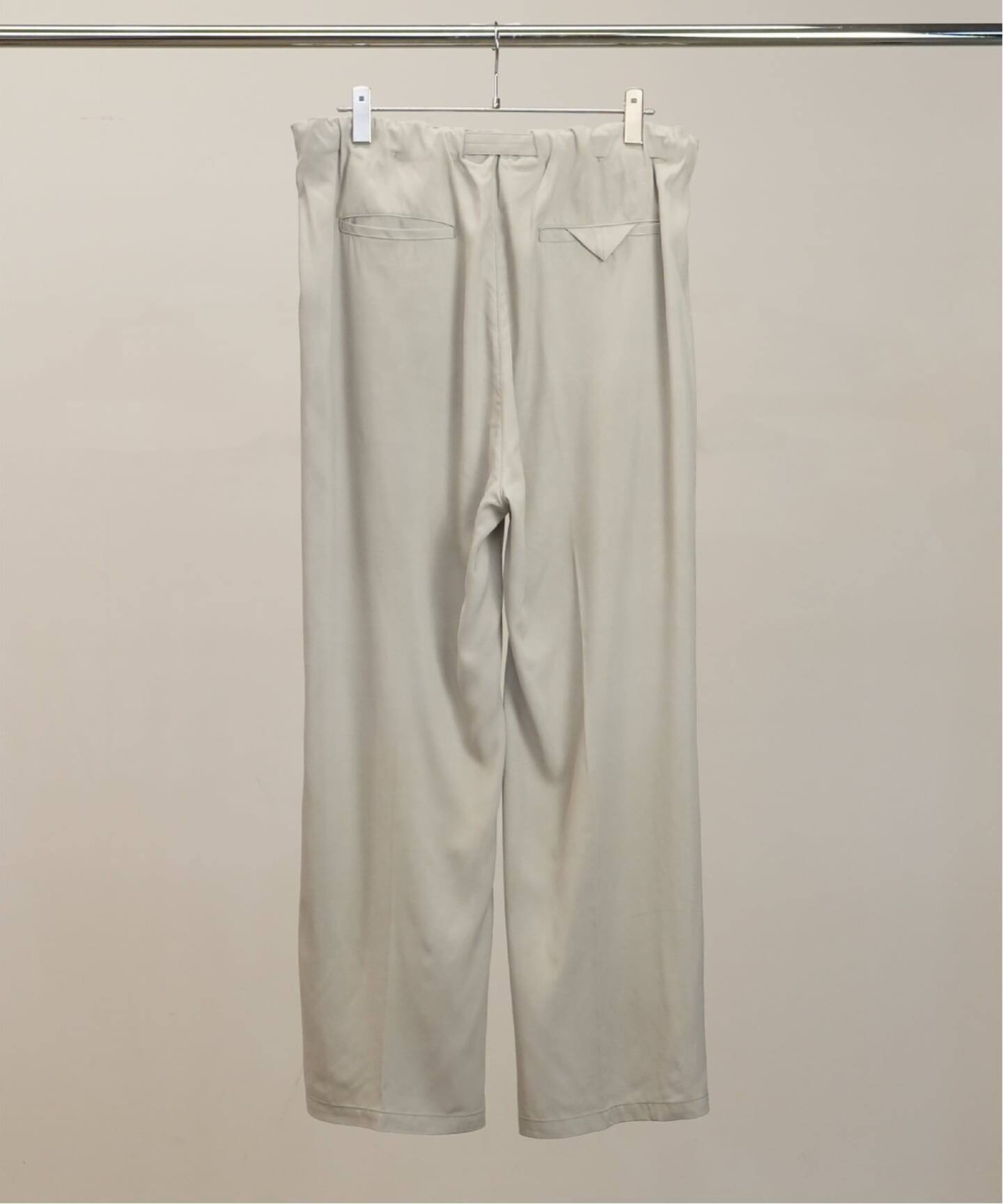 ANCELLM / アンセルム VISCOSE BELT-LESS TROUSERS（スラックス