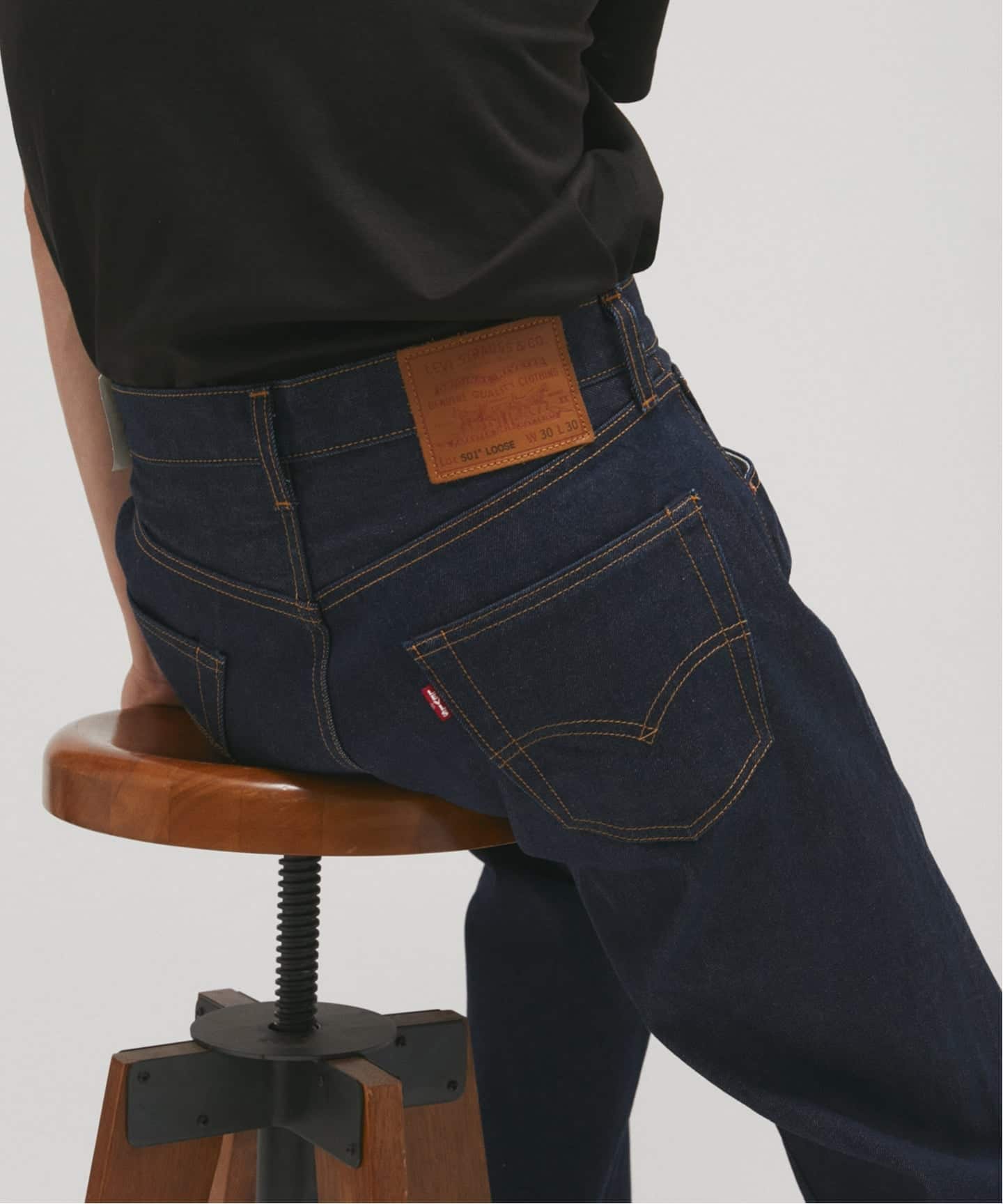 予約》LEVI'S (R) / リーバイス 別注 501 ルーズ L30（デニムパンツ