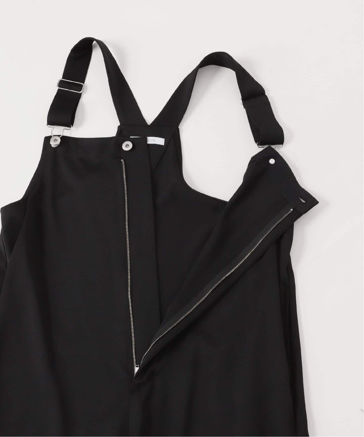 手洗い可 / サテンサロペット（サロペット／オーバーオール）｜B.C