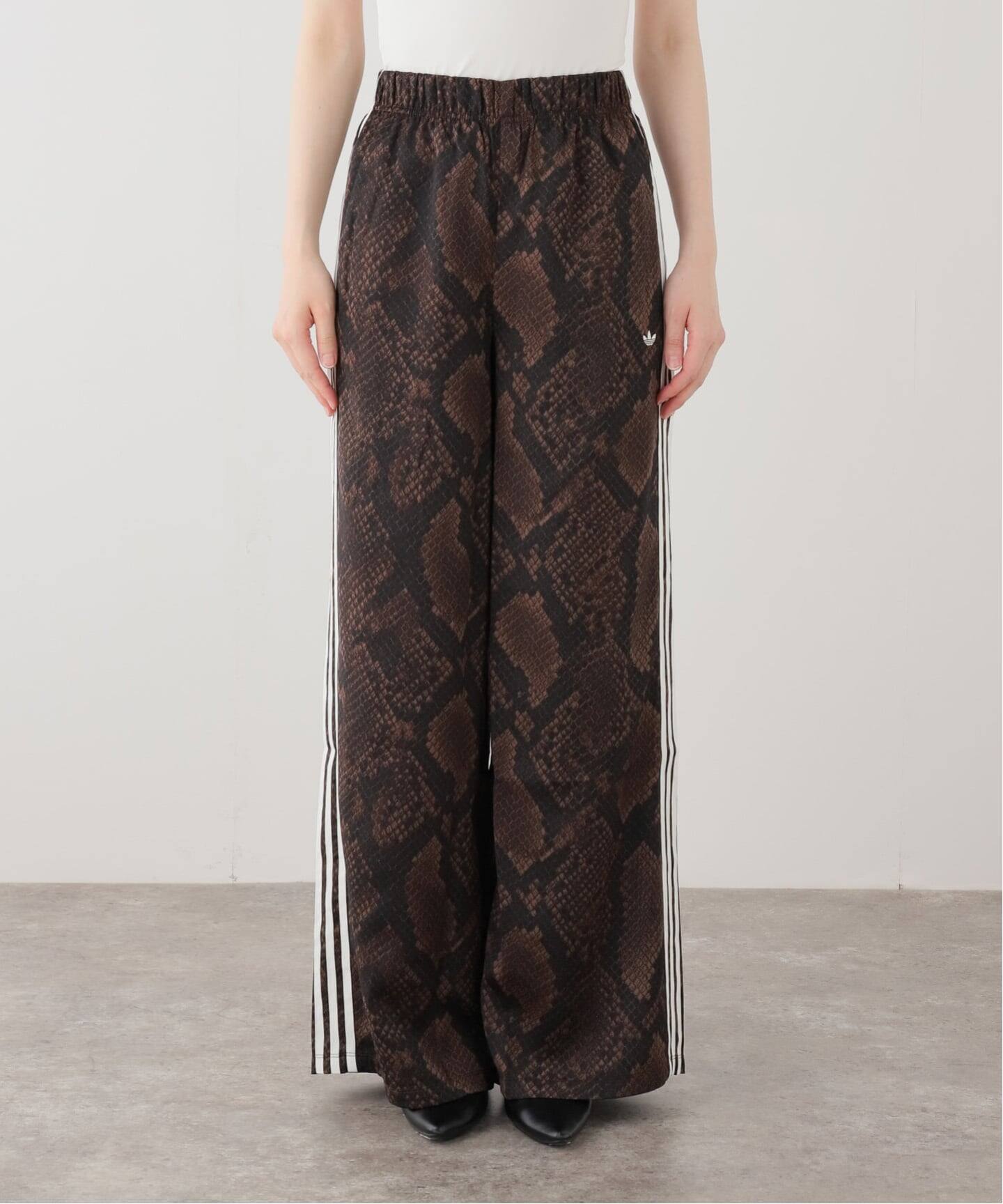 adidas originals SATIN SNAKE PRINT WIDE LEG TRACK PANTS（ジャージ