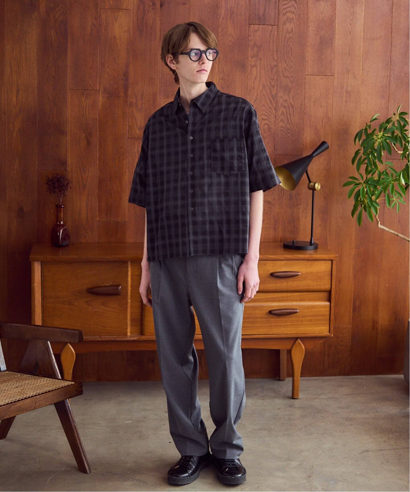 OSKR / オーエスケーアール ex Two Tuck TR Tapered Slacks OSKR / オーエスケーアール ex Two Tuck TR Tapered Slacks