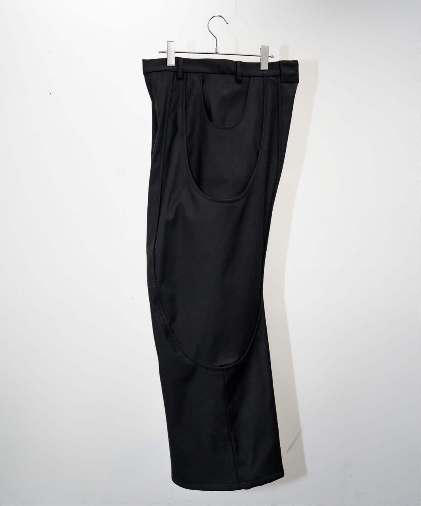 GOAT ESSENCE / ゴートエッセンス TUCK CURVED WIDE PANTS（スラックス