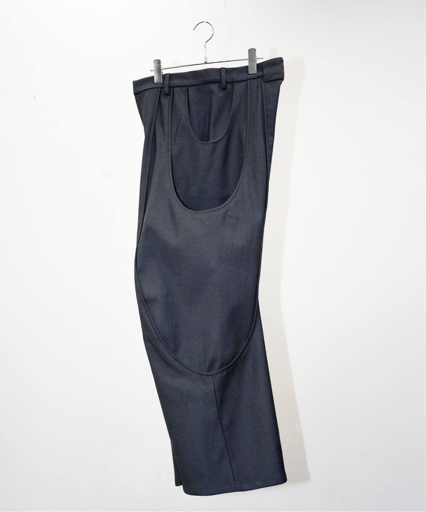 GOAT ESSENCE / ゴートエッセンス TUCK CURVED WIDE PANTS（スラックス