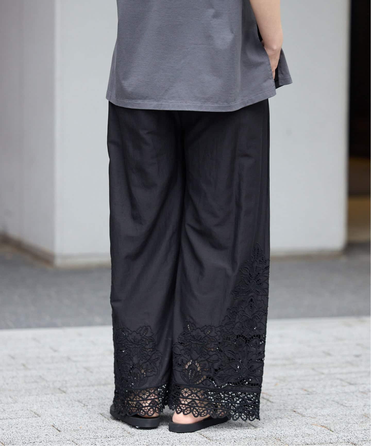 新品 ◎ SLOBE IENA レースカットパンツ 今季 黒 スローブ イエナ