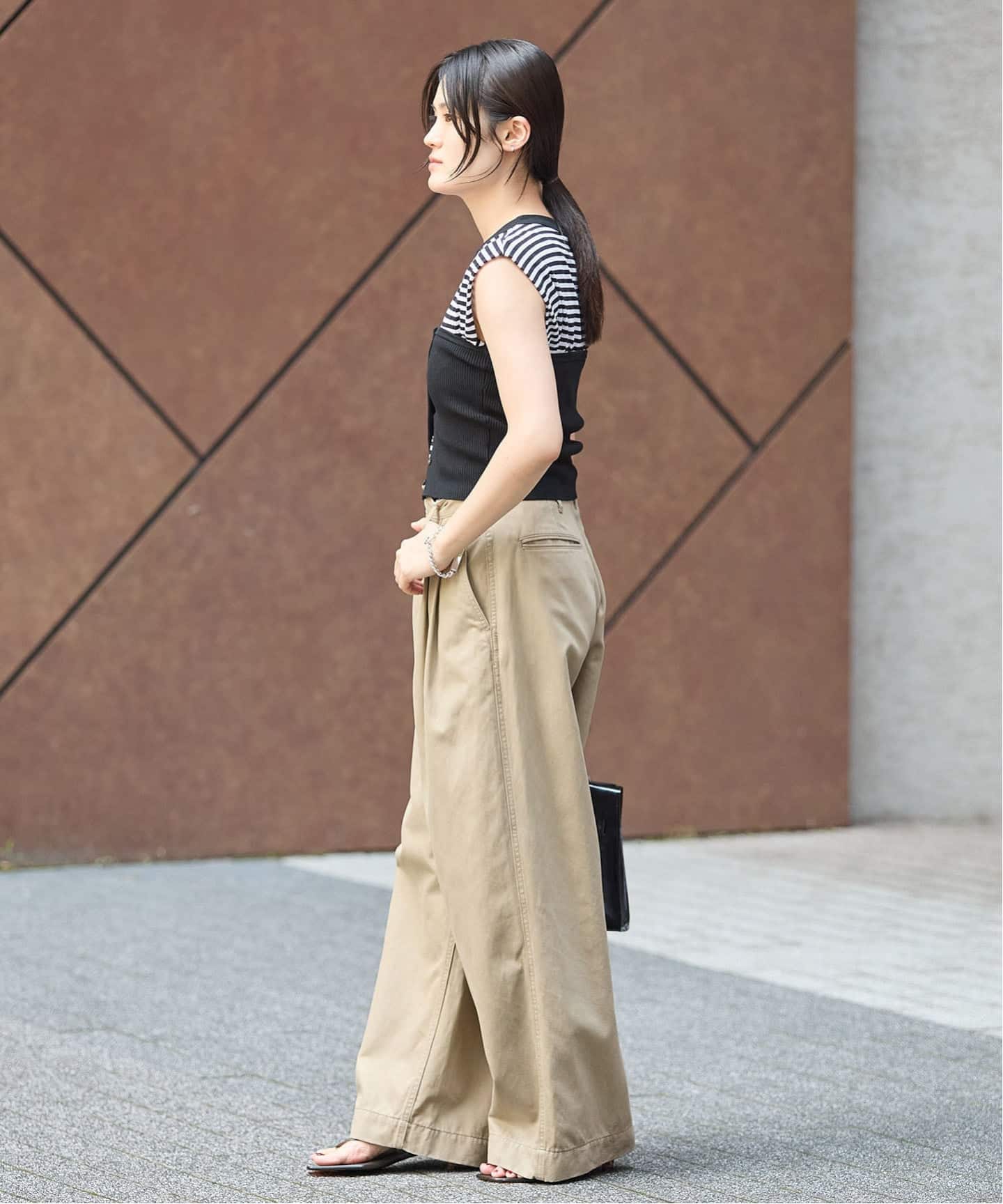 BLACK コットンチノパンツ（チノパンツ）｜IENA（イエナ）の通販