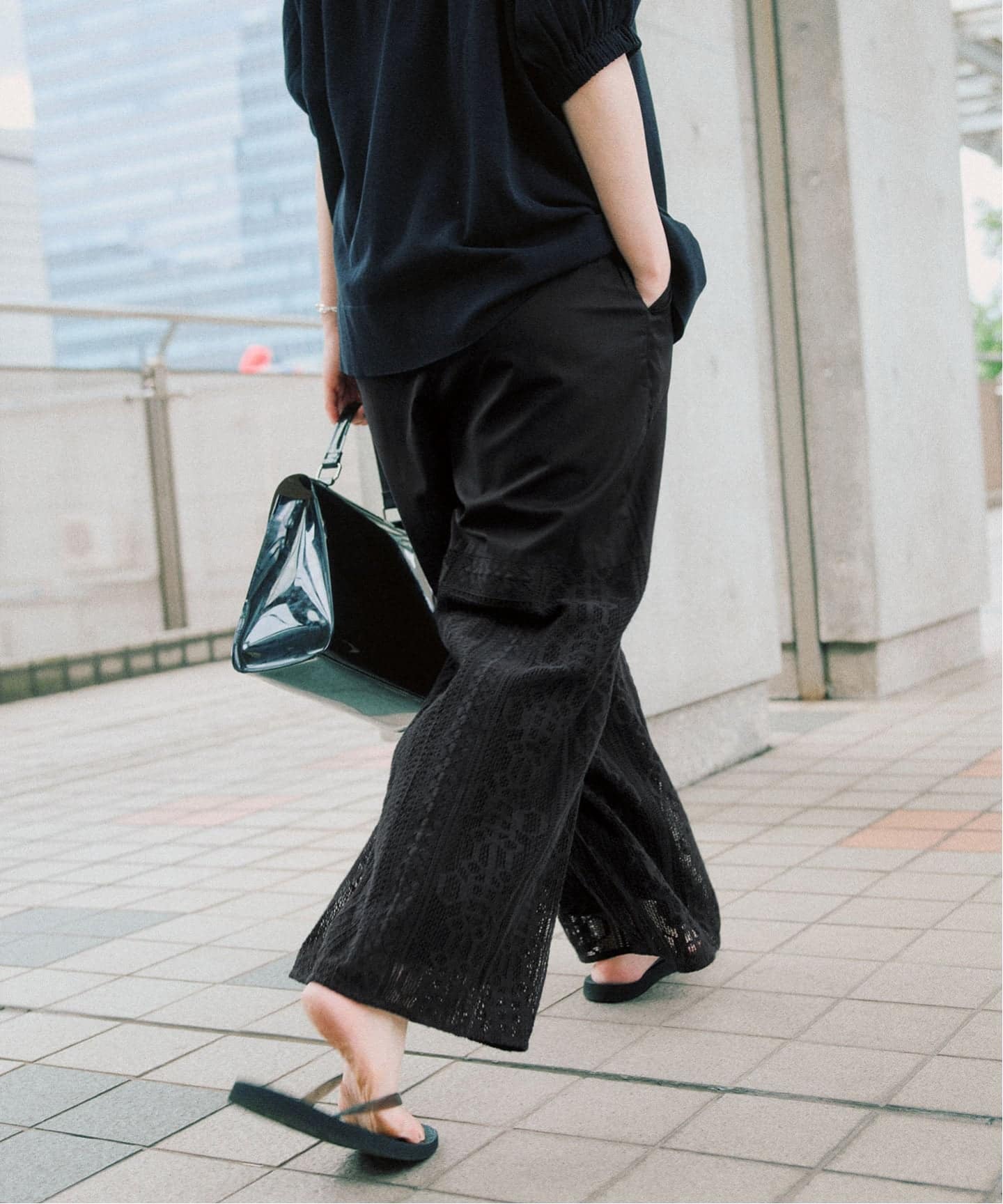 コットンレース パッチワーク イージーパンツ ブラック 手洗い可》ENパッチワークレースイージーパンツ（その他パンツ）｜IENA