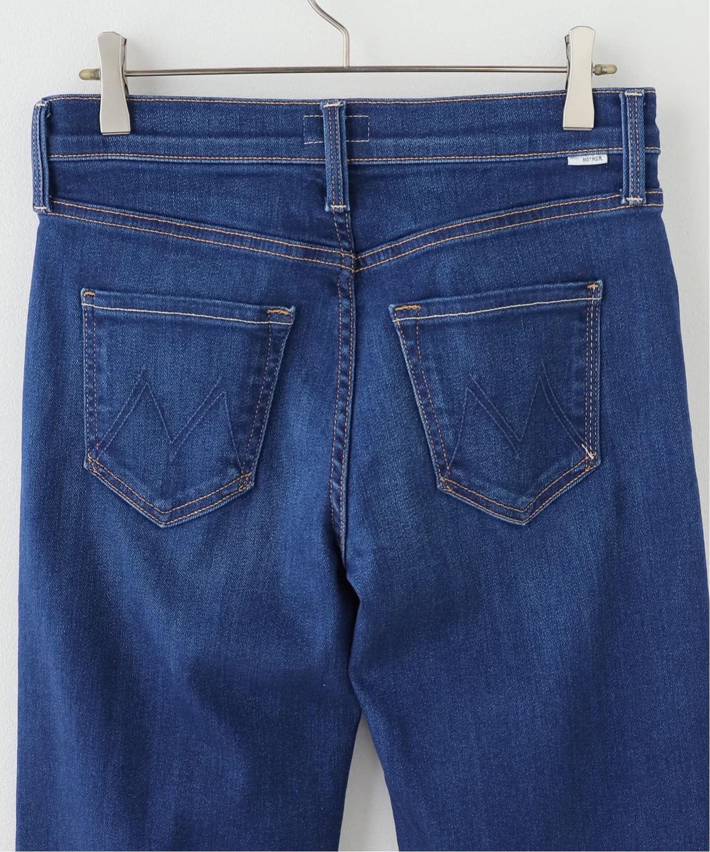 MOTHER/マザー THE MID RISE RAMBLER ZIP FLOOD デニムパンツ