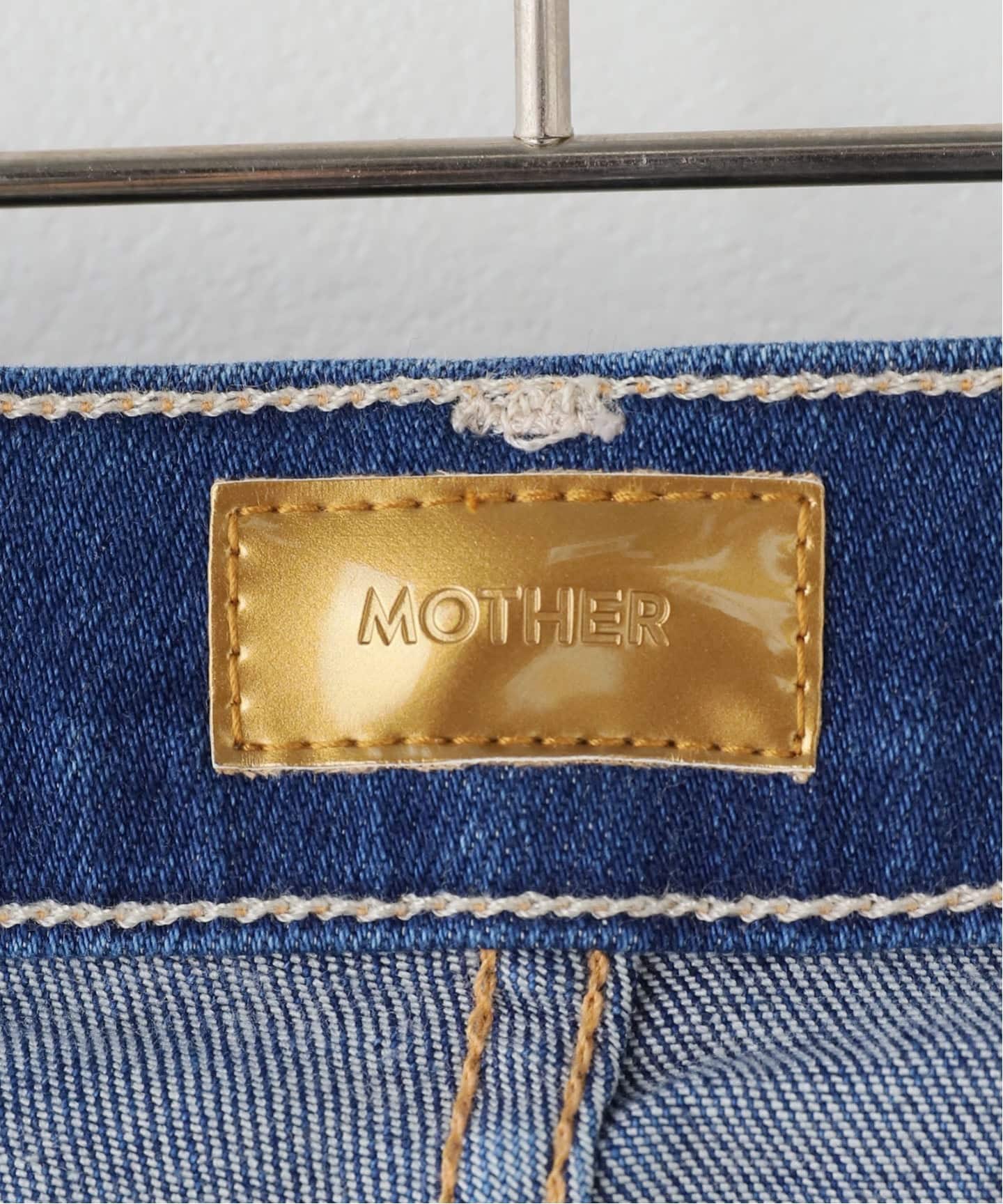 MOTHER/マザー THE MID RISE RAMBLER ZIP FLOOD デニムパンツ
