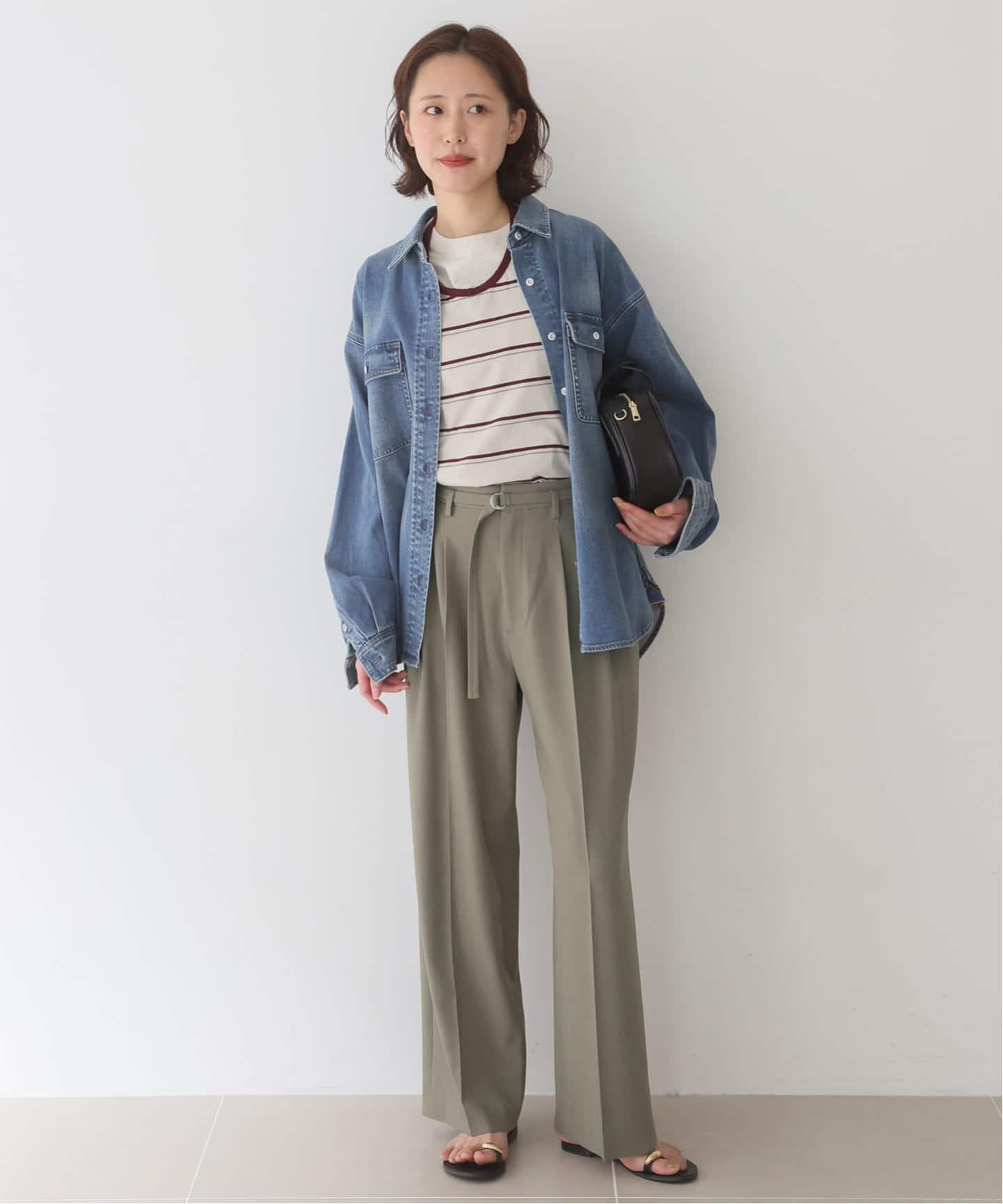 4サイズ展開》ベルテット2タックストレートパンツ（スラックス