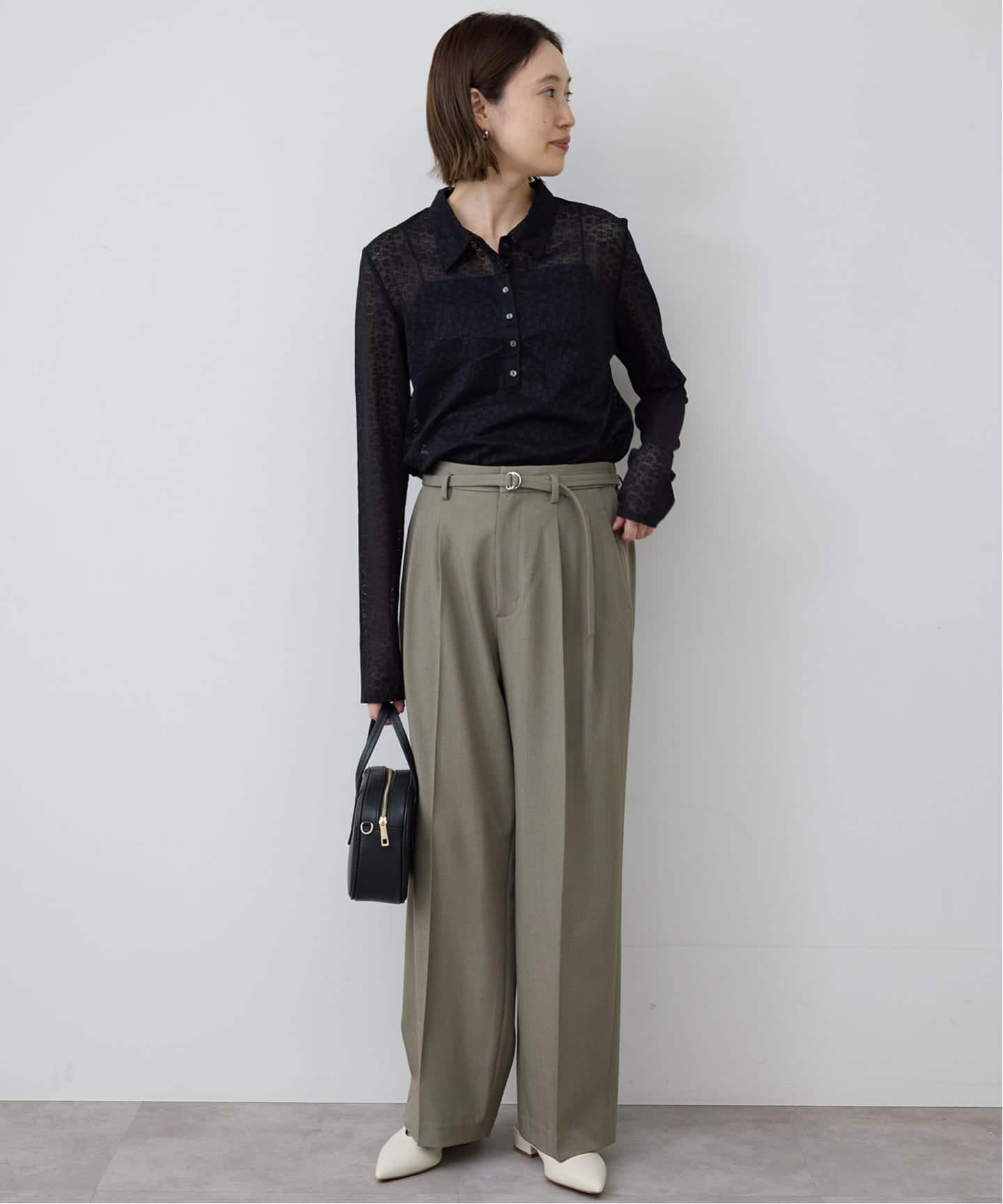 4サイズ展開》ベルテット2タックストレートパンツ（スラックス