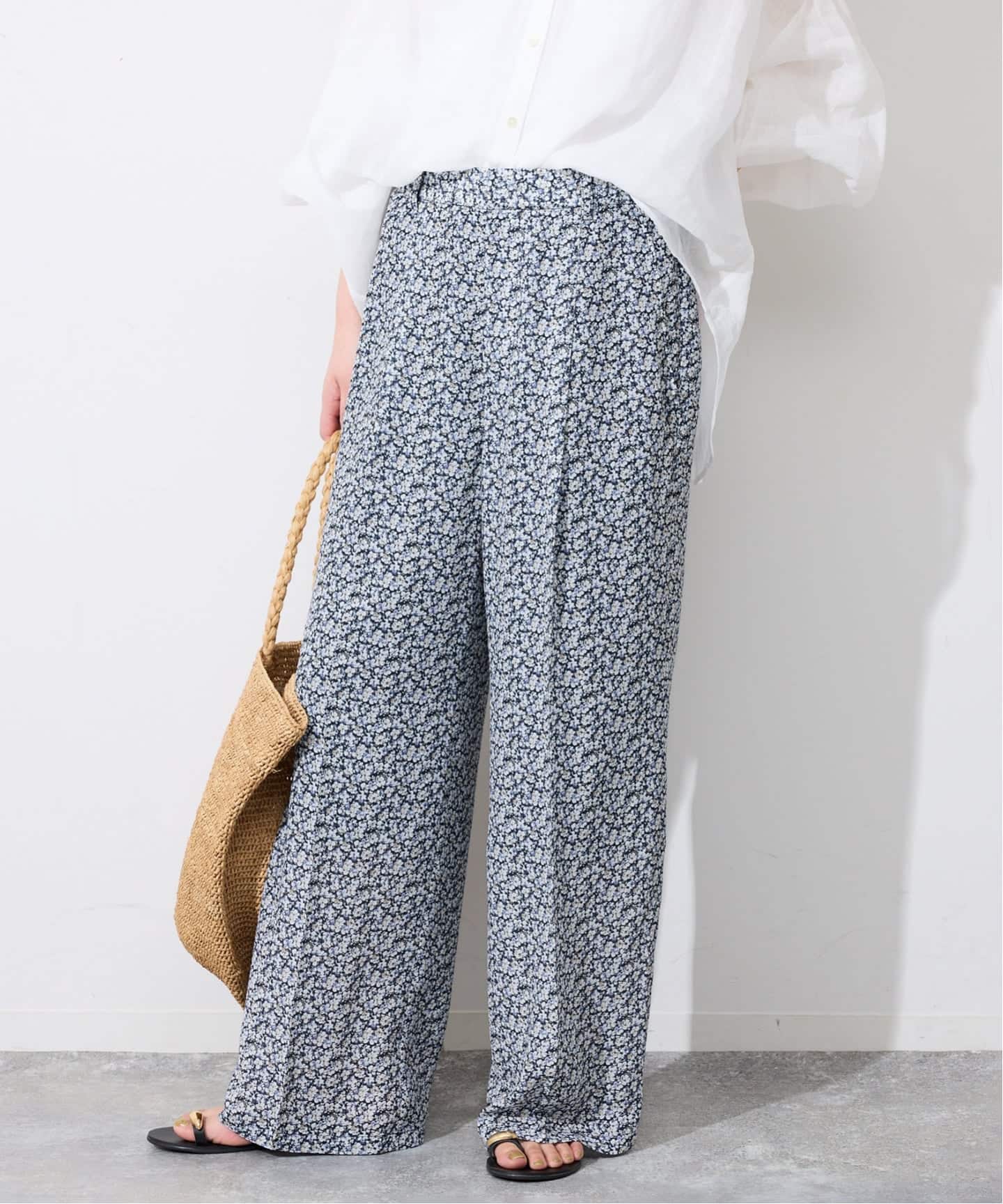 36サイズのみWEB限定》Blue Flowerパンツ（その他パンツ）｜SLOBE IENA