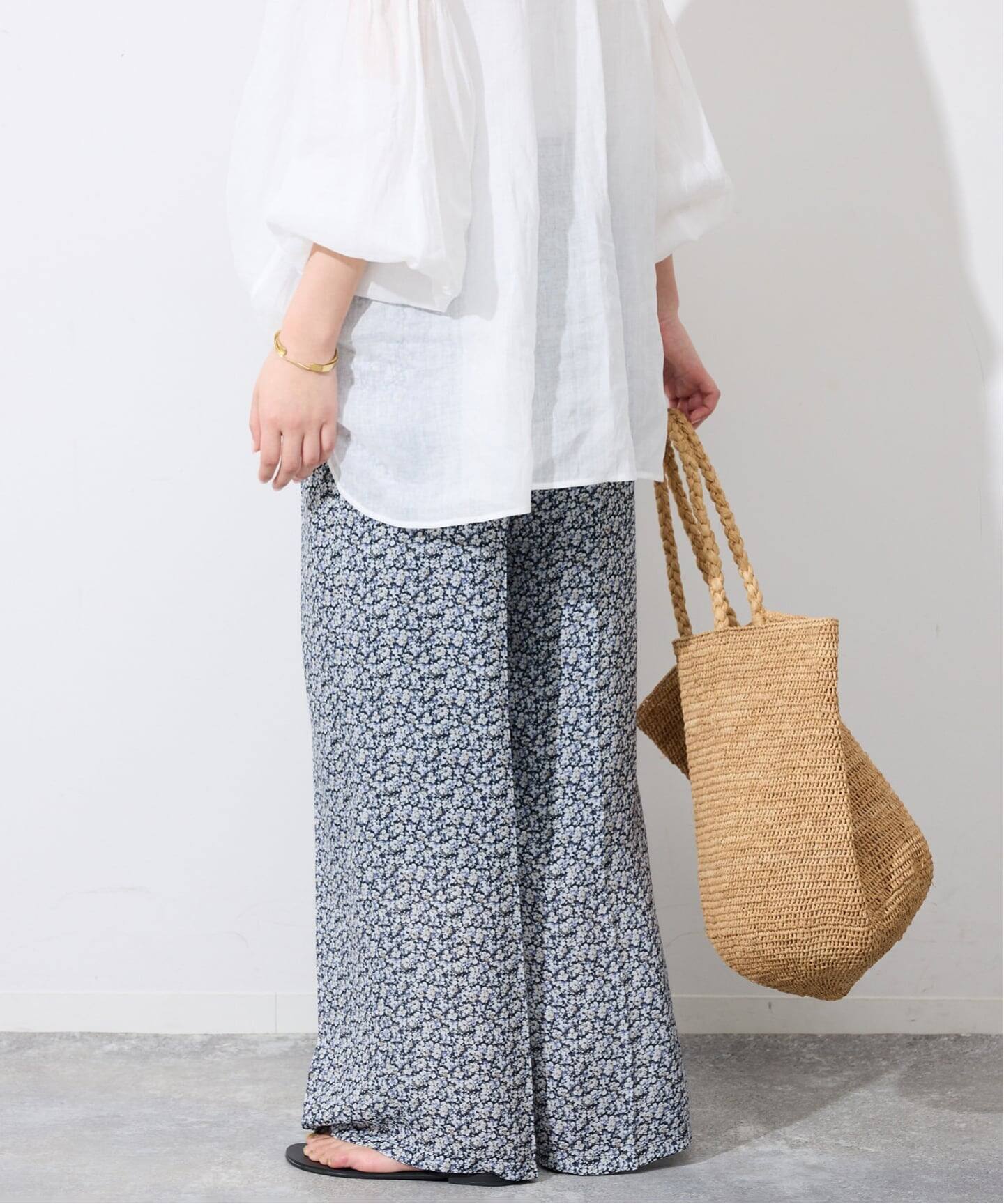 36サイズのみWEB限定》Blue Flowerパンツ（その他パンツ）｜SLOBE IENA