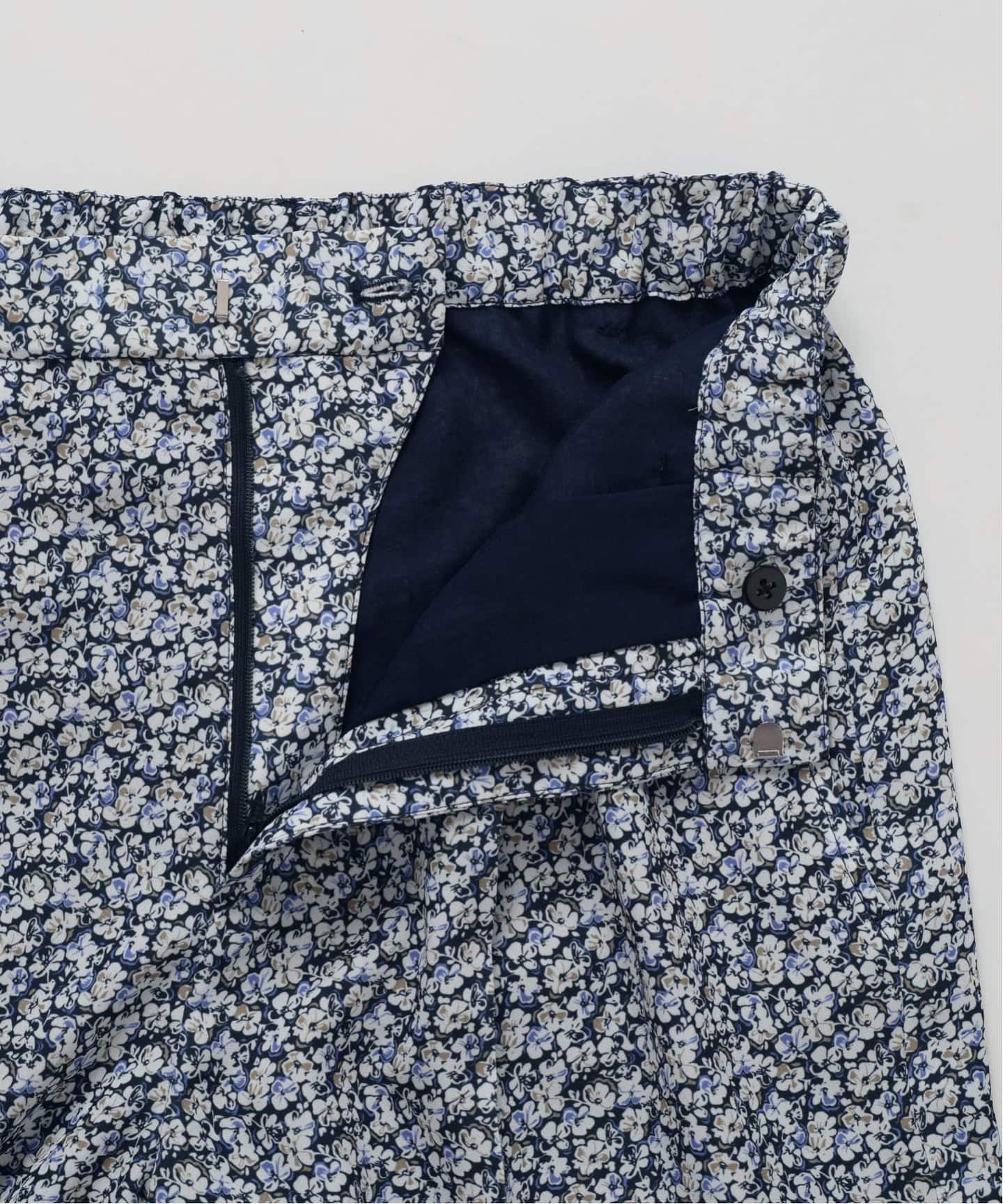 36サイズのみWEB限定》Blue Flowerパンツ（その他パンツ）｜SLOBE IENA