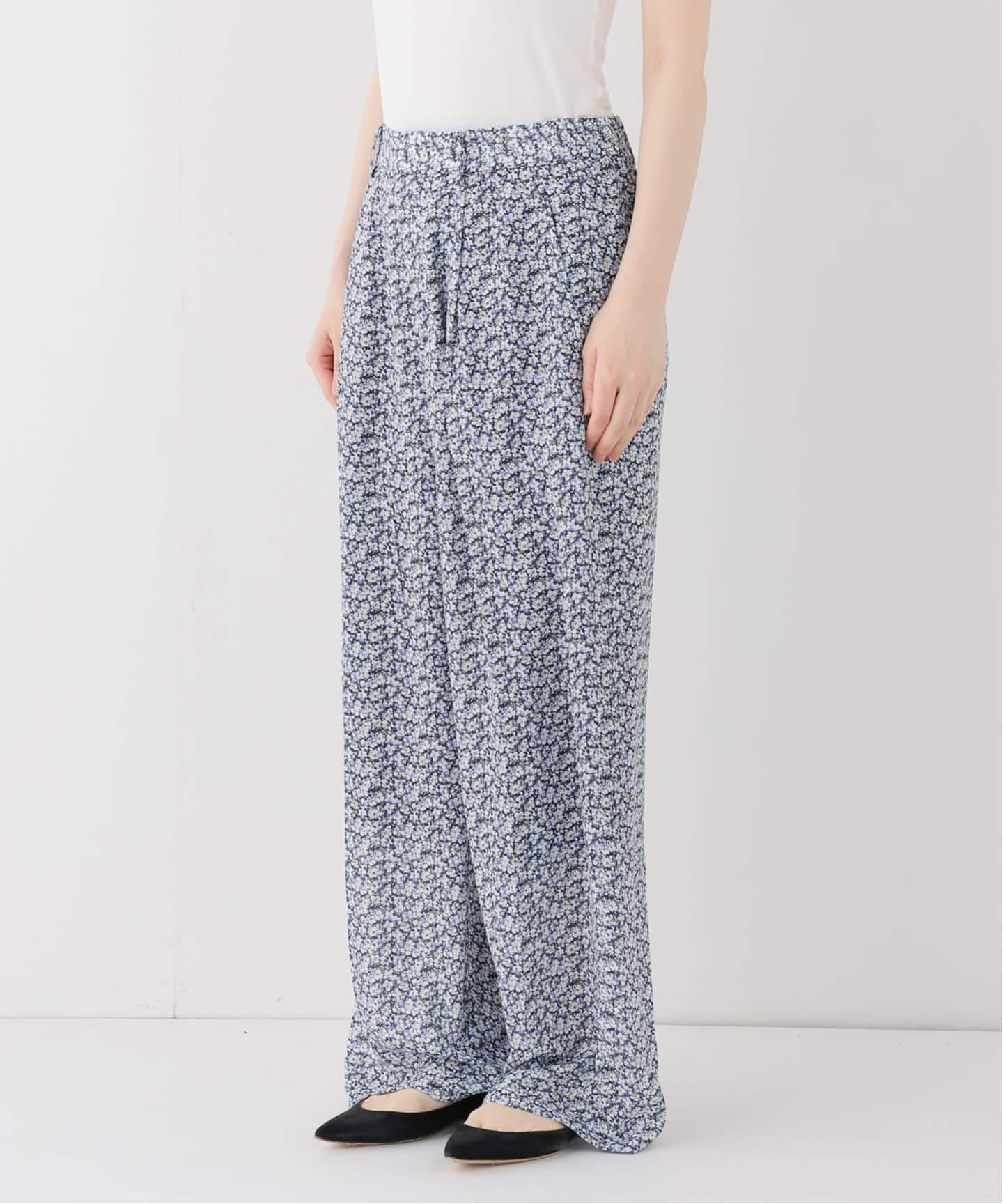 36サイズのみWEB限定》Blue Flowerパンツ（その他パンツ）｜SLOBE IENA