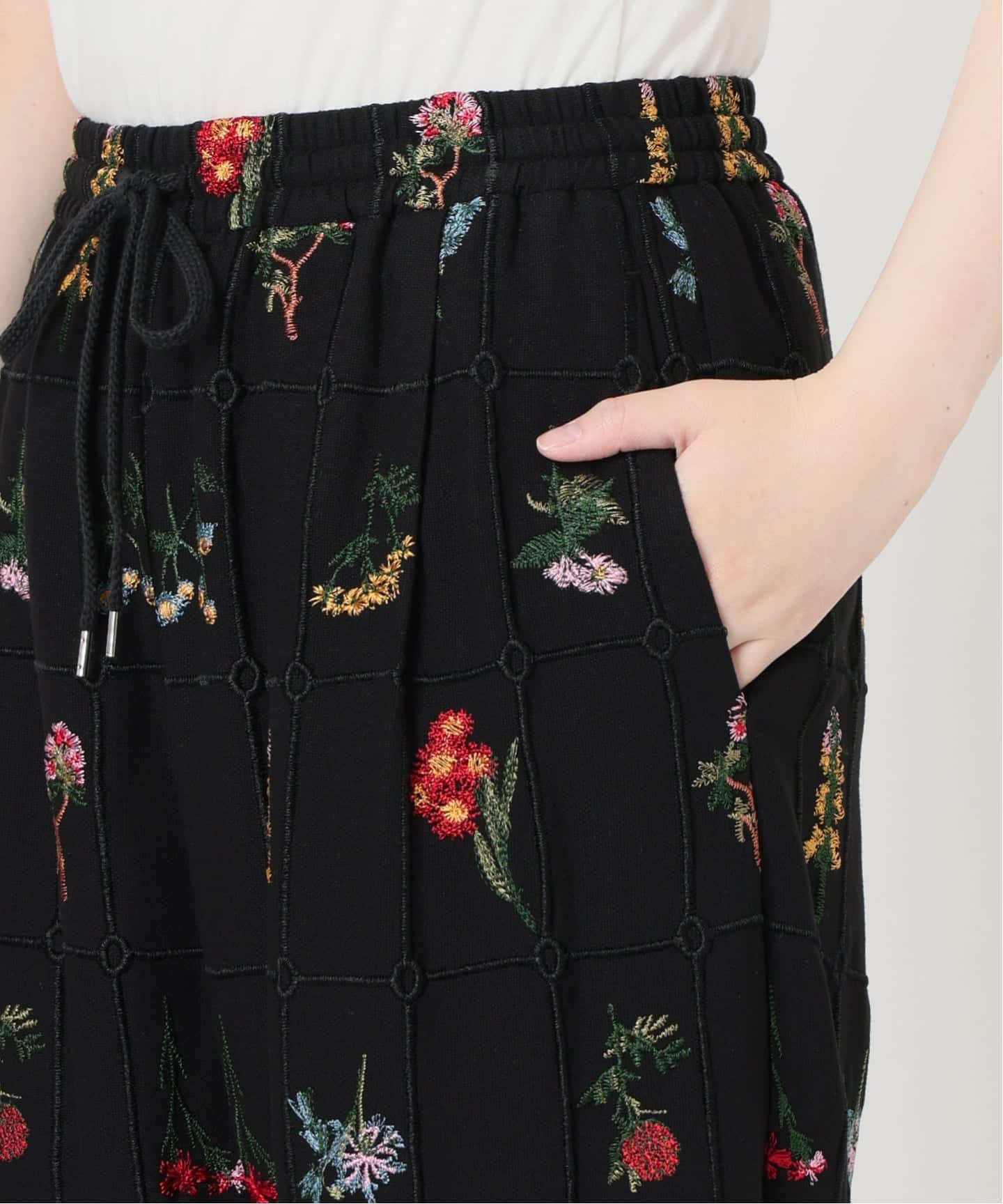 embroideryメッシュパンツ　　slobeiena embroideryメッシュパンツ（その他パンツ）｜SLOBE IENA（スローブ